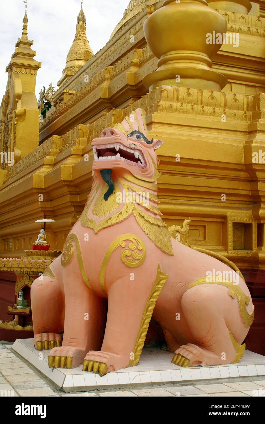 Stupa e leone Foto Stock