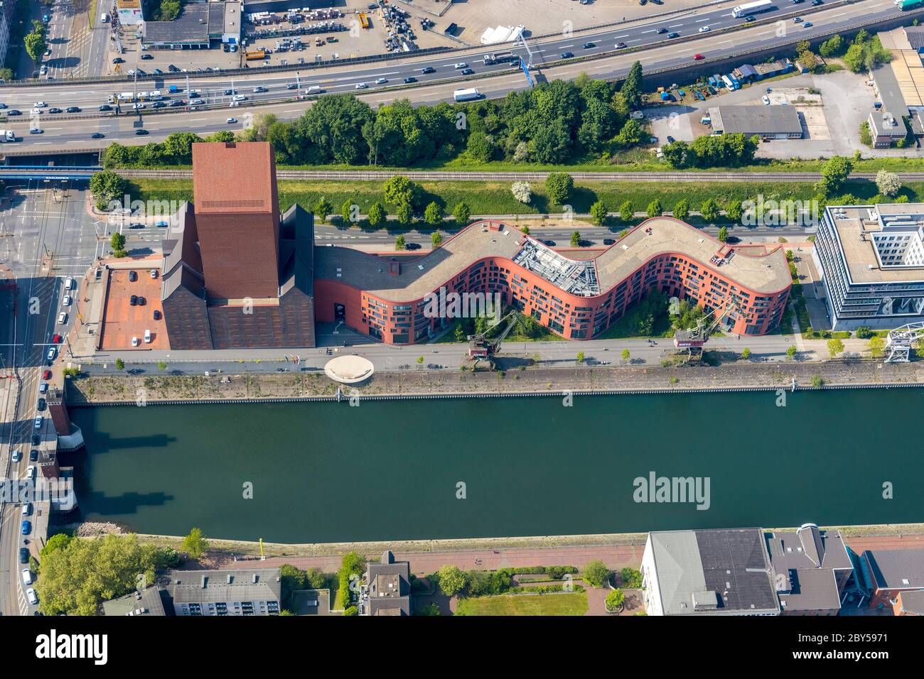 Archivio federale NRW per la Renania, con derrick storici, 30.04.2019, vista aerea, Germania, Renania Settentrionale-Vestfalia, Ruhr Area, Duisburg Foto Stock