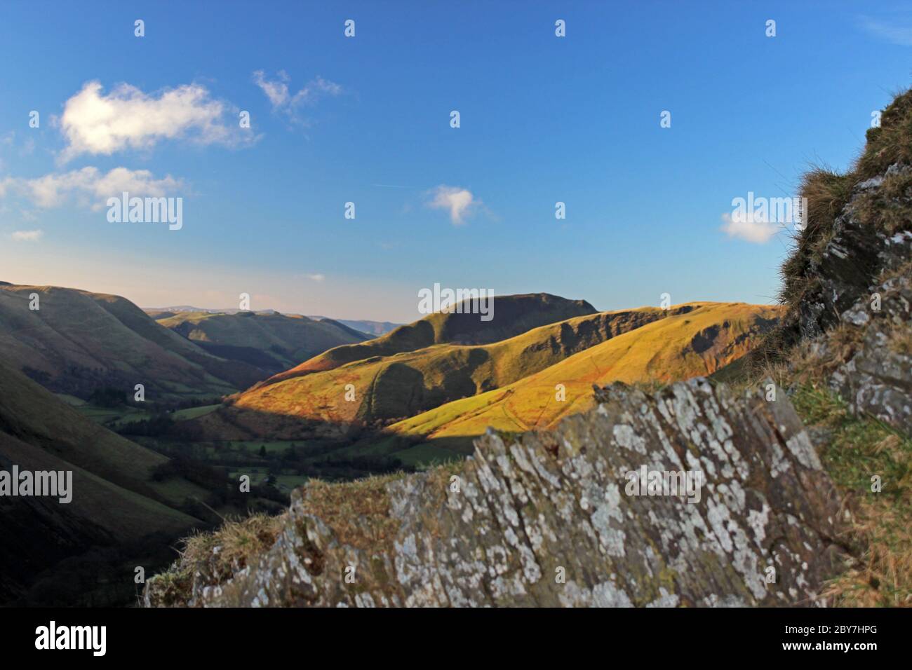 Pass per le montagne da Bwlch Y Groes a Dinas Mawdddwy via Llanymawddwy, Mid Wales Foto Stock