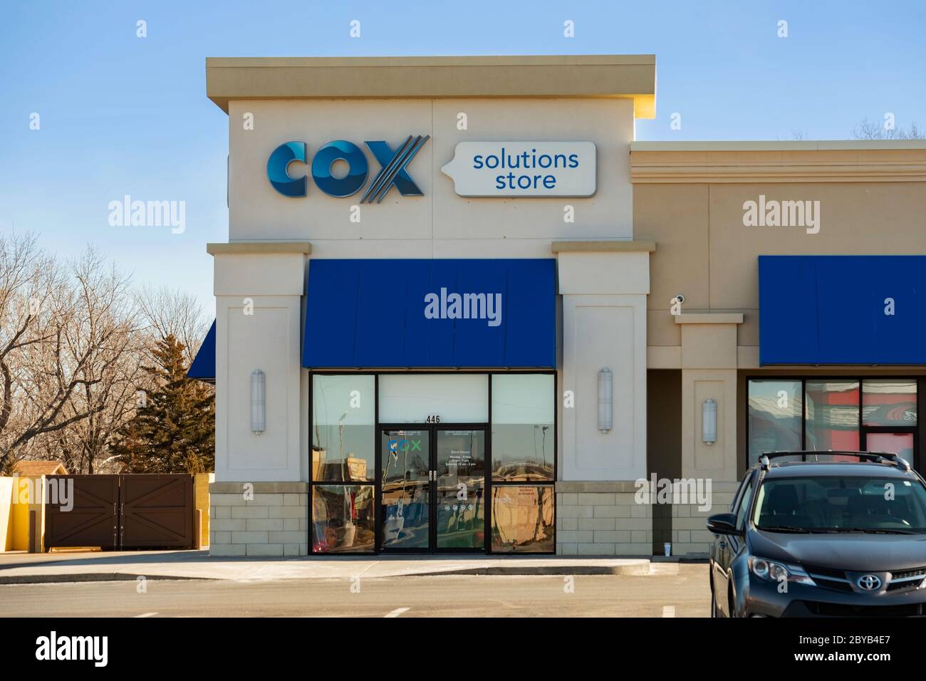 Cox Solutions Store, uno storefront di società di cavi. Wichita, Kansas, Stati Uniti. Foto Stock