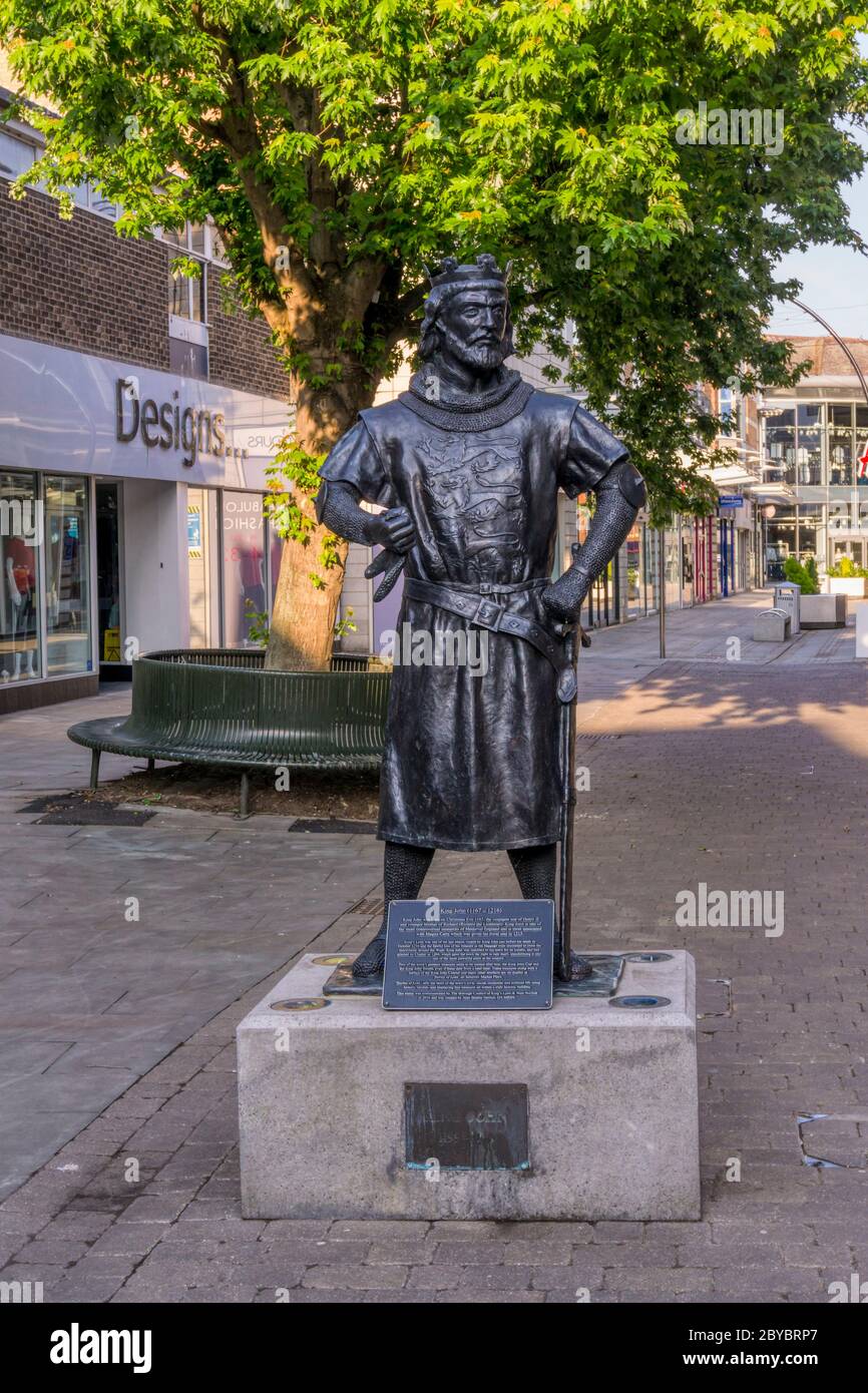 Statua di Re Giovanni di Alan Beattie Herriot nel centro di King's Lynn. Foto Stock