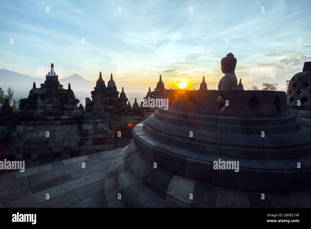 Alba del Tempio di Borobudur Foto Stock