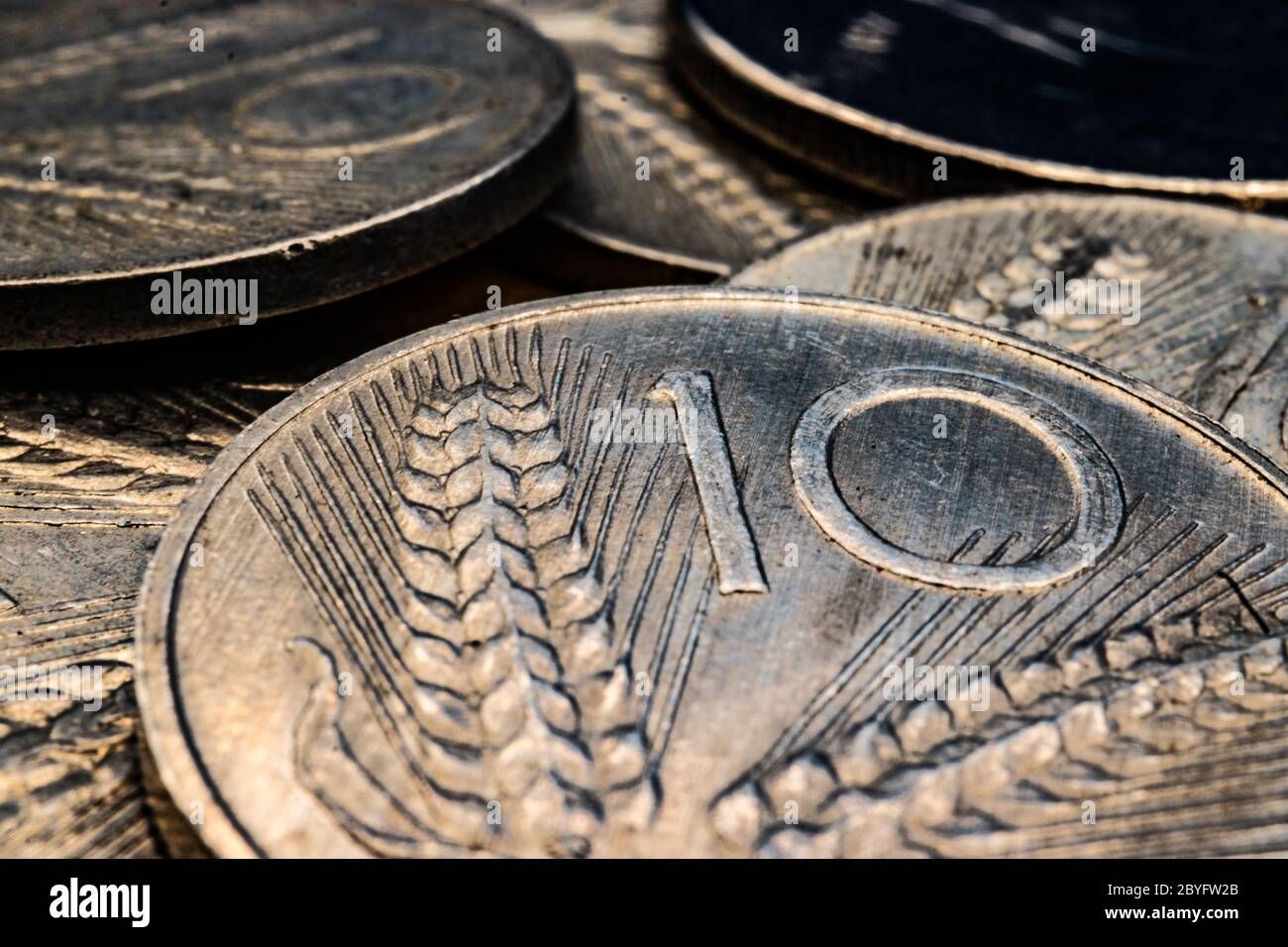 vecchie monete da 10 lire Foto Stock