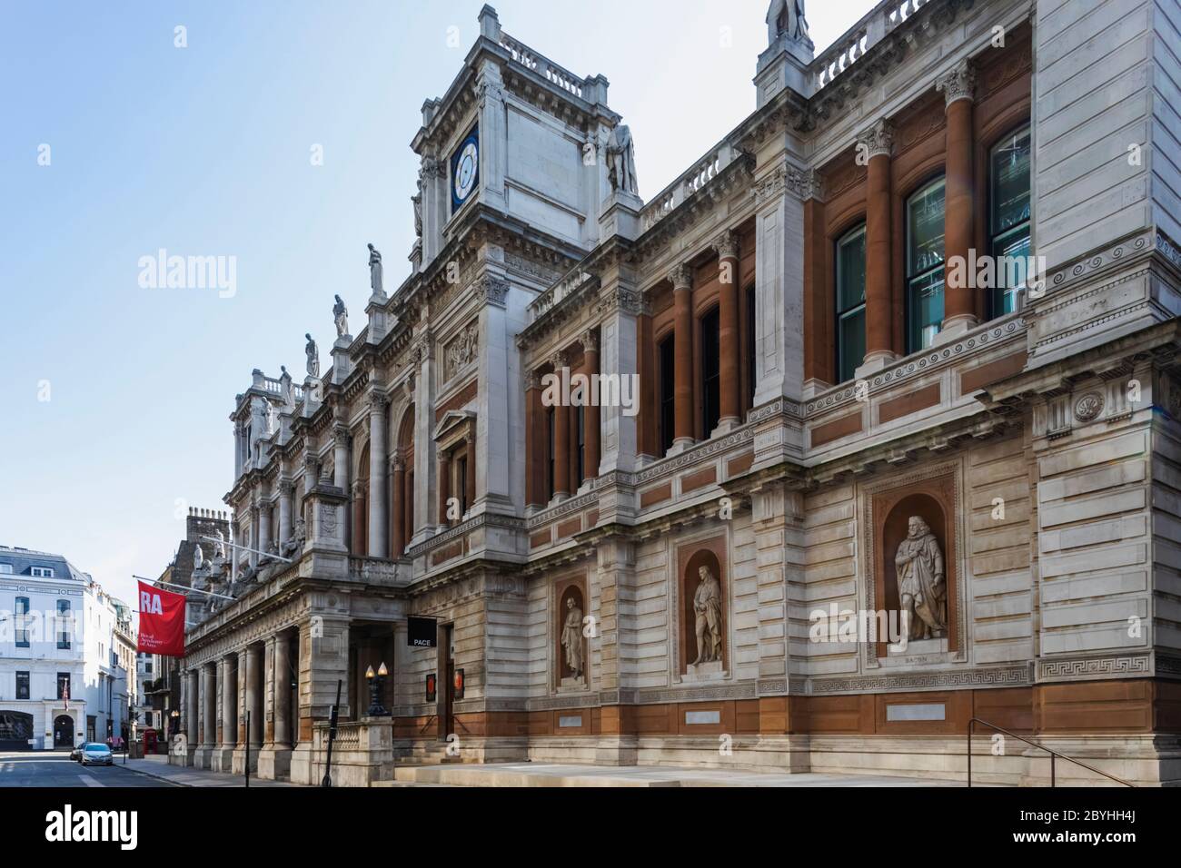 Inghilterra, Londra, Westminster, Mayfair, Burlington Gardens, The Royal Acadamy of Arts aka RA Foto Stock