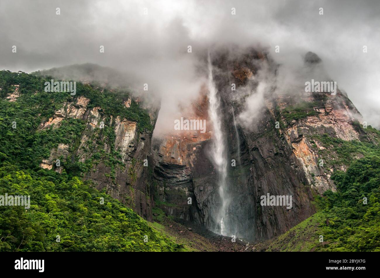 Angel Falls, la più alta del mondo cascata, Venezuela Foto Stock