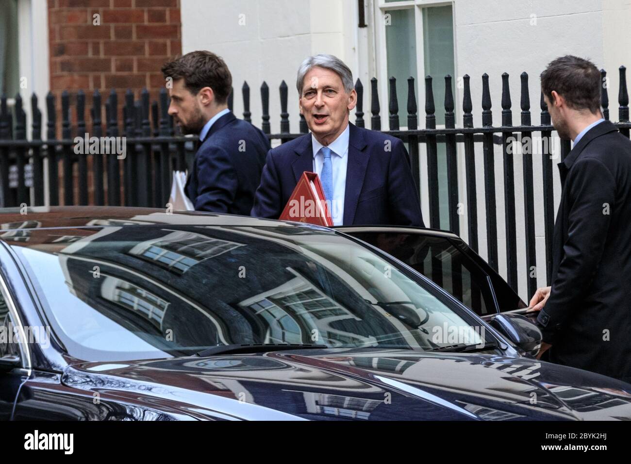 Philip Hammond, deputato politico del Partito conservatore britannico, Cancelliere dello scacchiere, lascia il n. 10 Downing Street, Londra Foto Stock