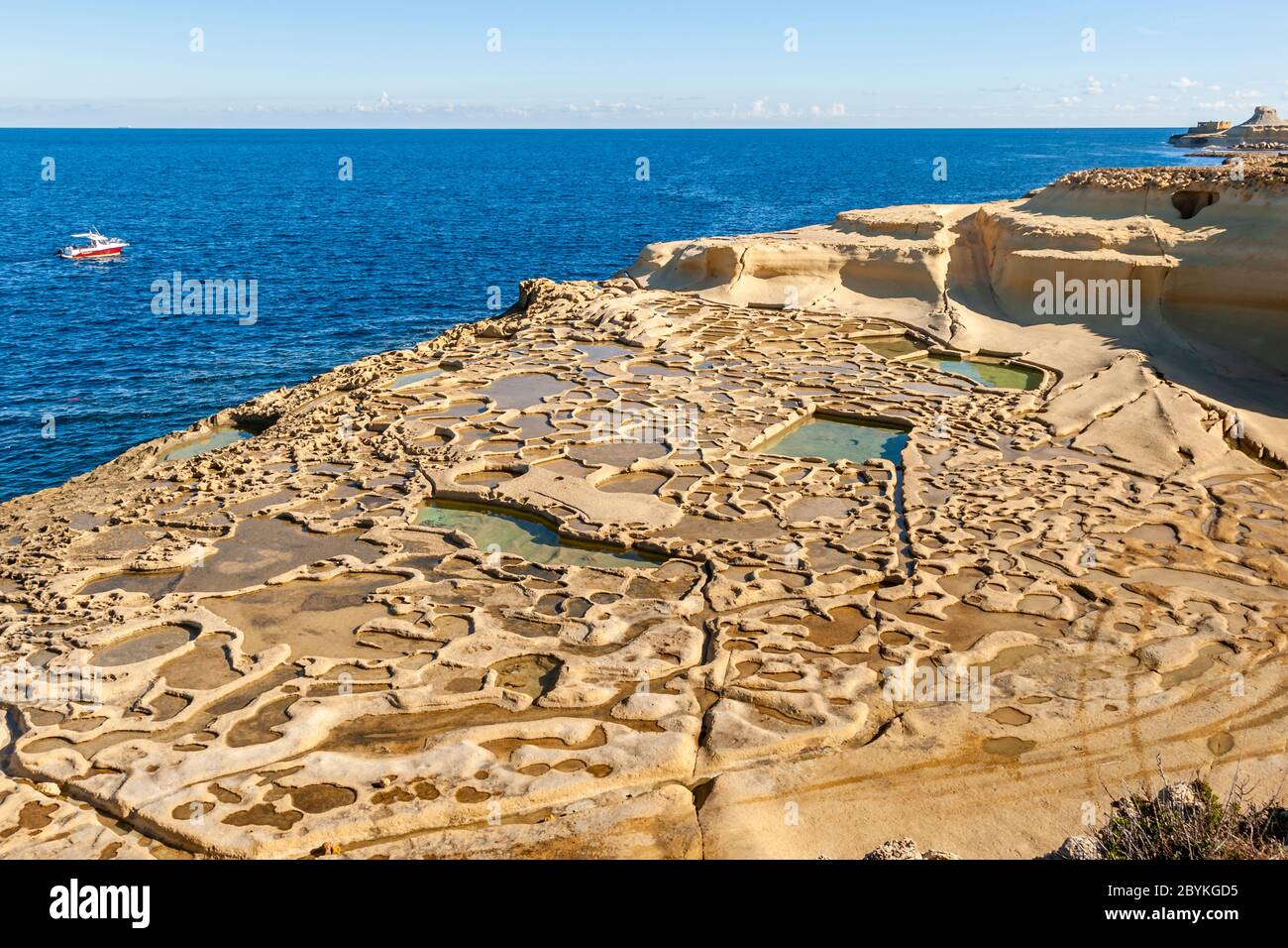 Produzione di sale marino di Gozo a Żebbuġ, Malta Foto Stock
