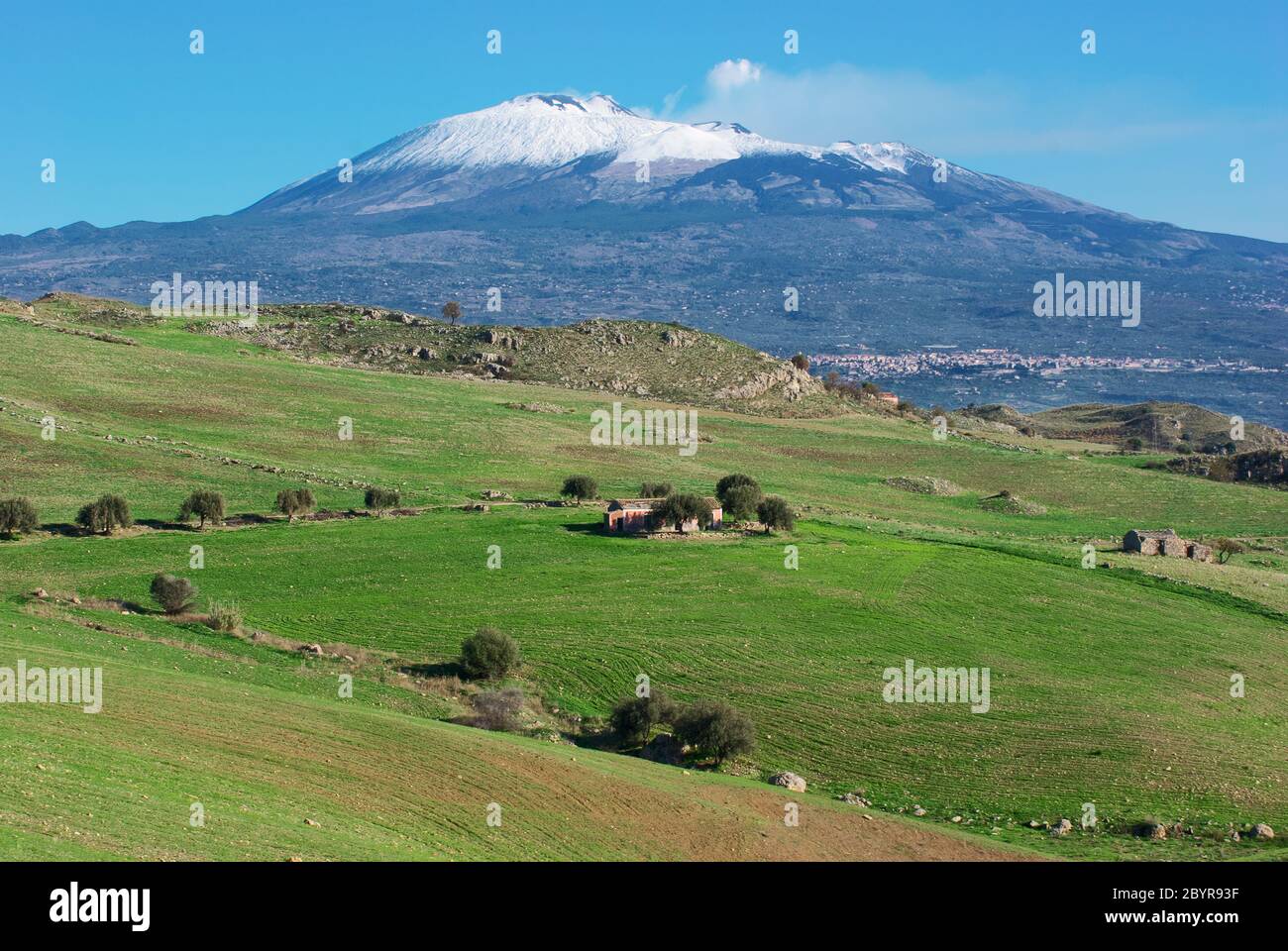 Etna Vulcano paesaggio di Sicilia un monumento naturale UNESCO (dal lato meridionale) Foto Stock