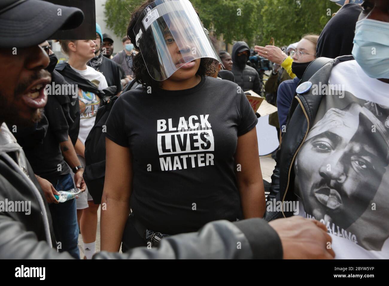 9 giugno 2020: Black Lives Matter marciare in protesta contro l'uccisione americana di George Floyd, un uomo nero, da parte dell'ex poliziotto Derek Chauvin Foto Stock