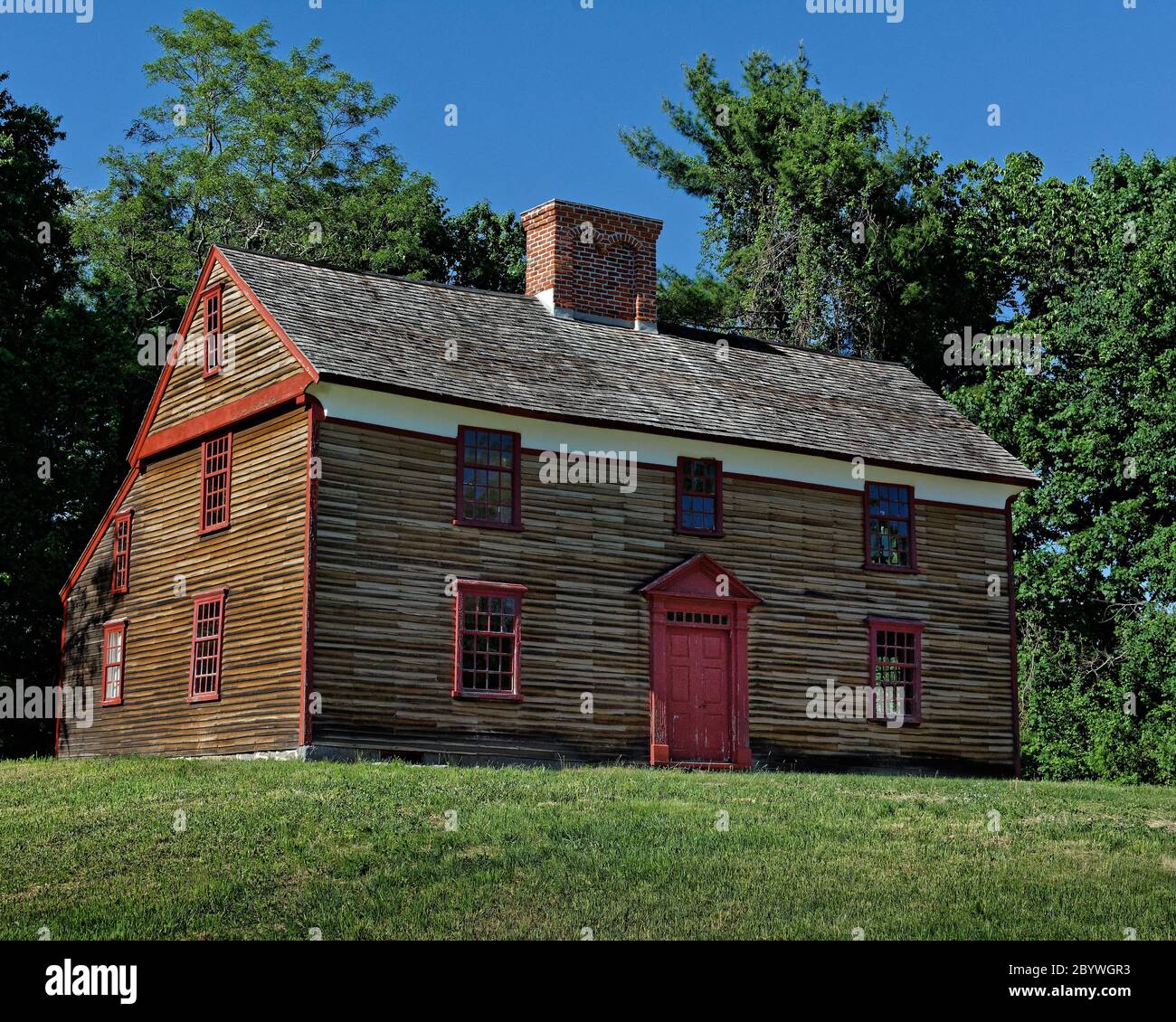 La storica casa del capitano William Smith del XVIII secolo si trova sopra Battle Road nel Minuteman National Historic Park, situato a Lexington, Massachusetts. Capitano Foto Stock