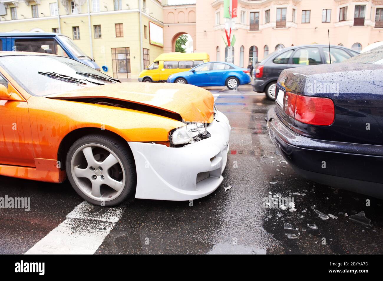 Incidente della vettura incidente dalla parte posteriore Foto Stock