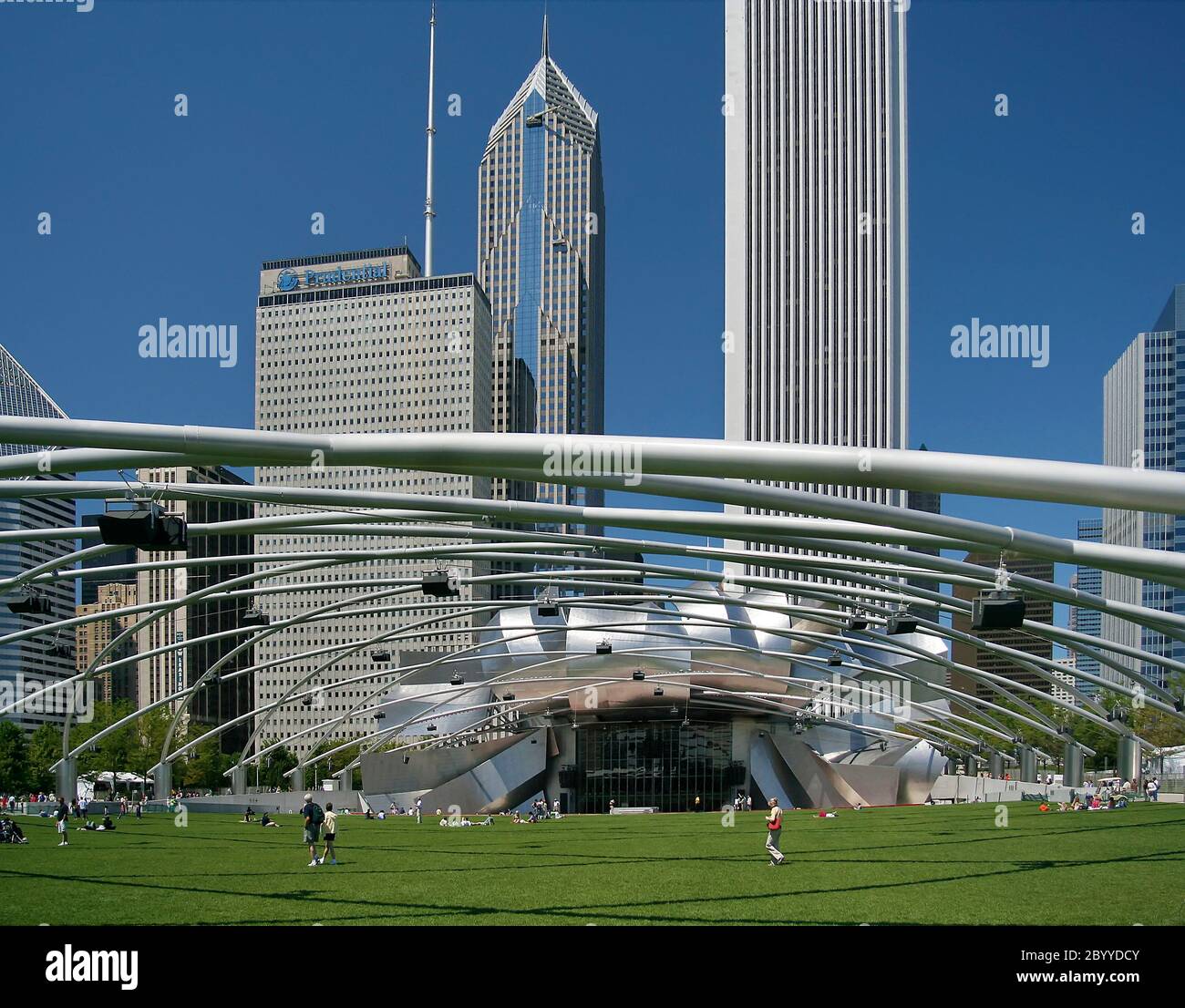 Jay Pritzker Pavilion, il Millennium Park di Chicago, Illinois, Stati Uniti d'America Foto Stock