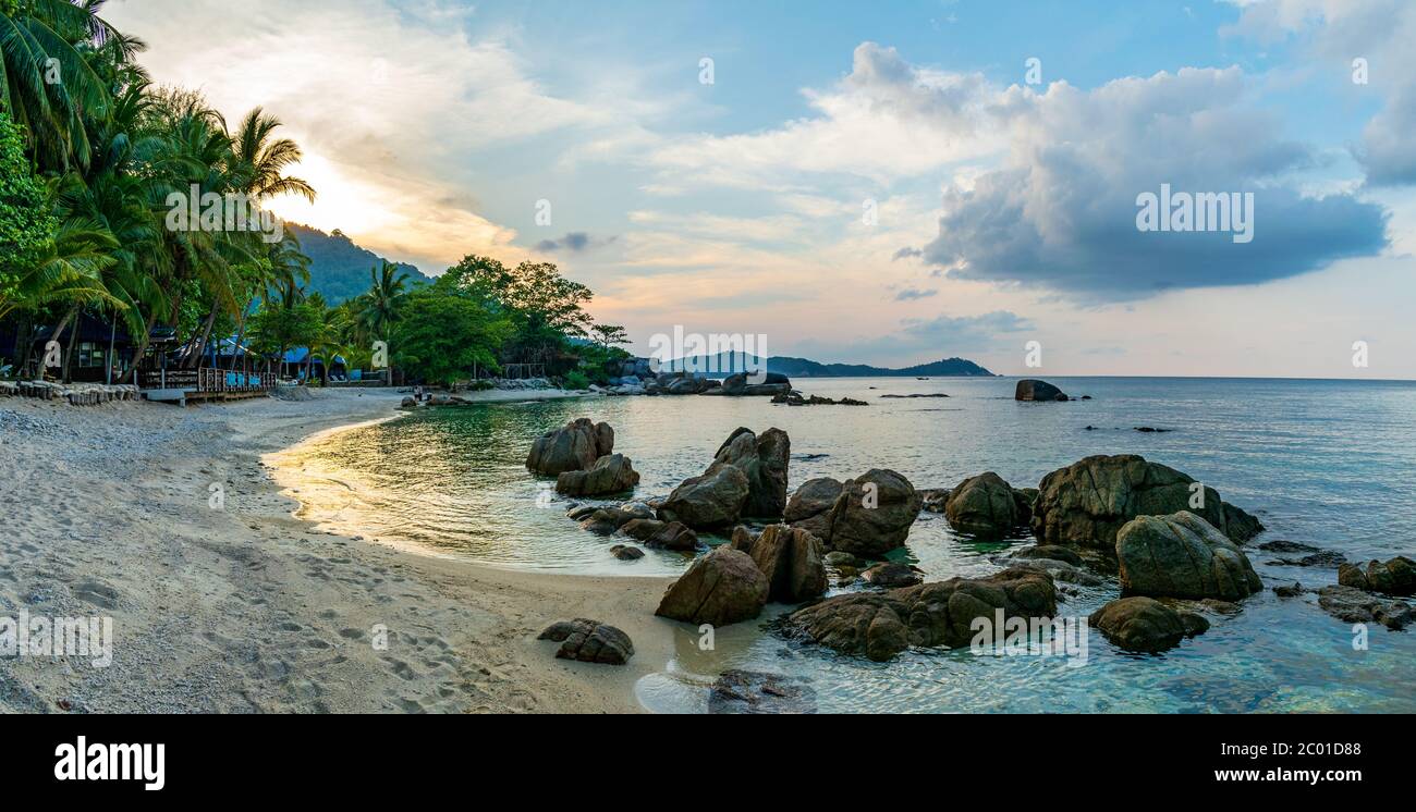 Turtle Beach, Besar, Perhentian Islands, Malaysia; maggio-2019; una bella spiaggia Foto Stock