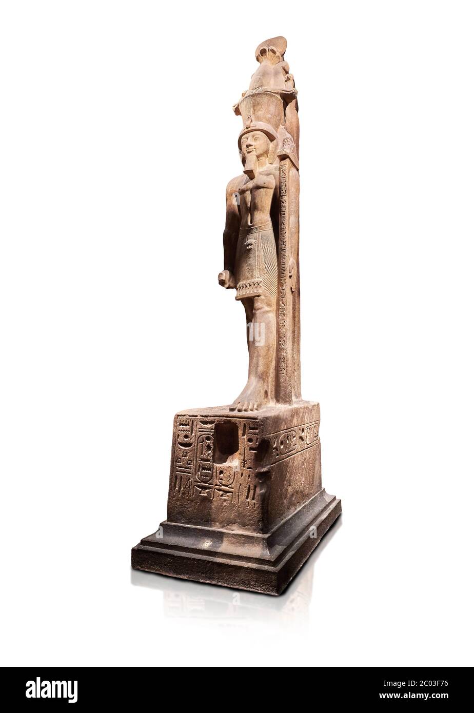 Colossale antica statua egiziana di Sothy II, arenaria, nuovo Regno, XIX dinastia, (1202-1198 a.C.), Tempio di Karnak di Amon. Museo Egizio, Torino Foto Stock