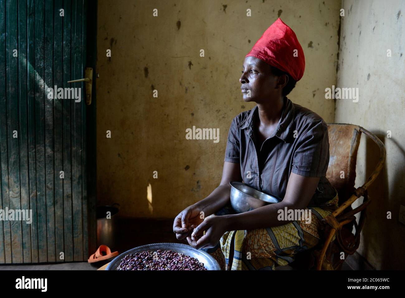 RUANDA, Butare, burundi rifugiati urbani dal Burundi , Josiane Mukumana Foto Stock