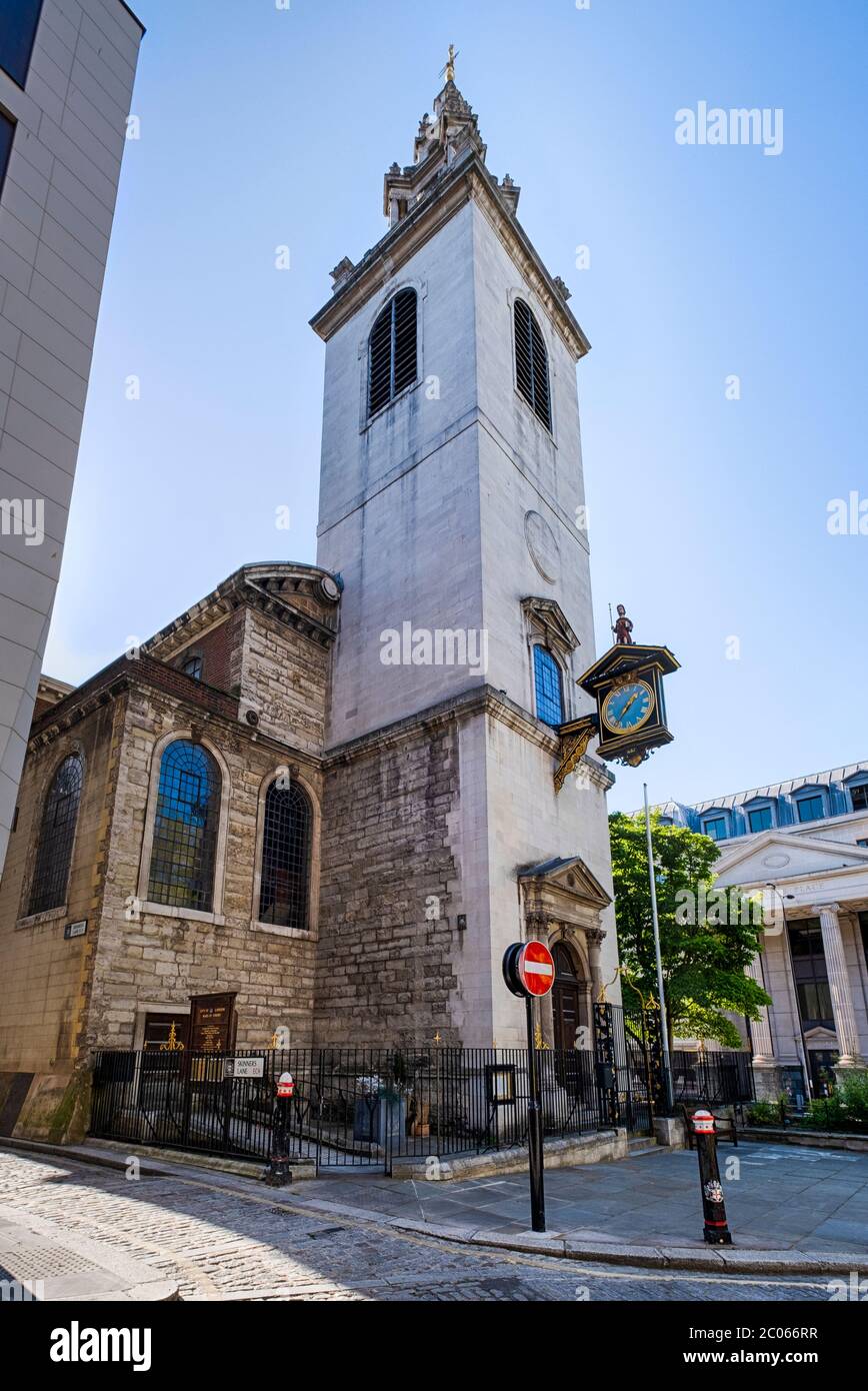 St. James Garlickhythe è una chiesa parrocchiale della città di Londra, soprannominata "lanterna di Wren" a causa delle sue numerose finestre Foto Stock