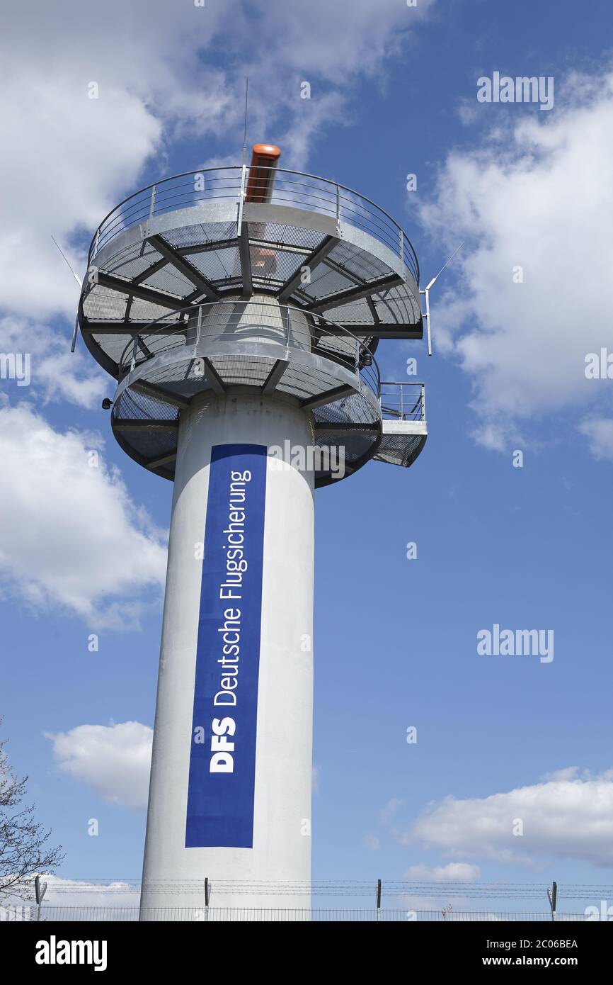 Aeroporto di Francoforte - Torre radar DFS (controllo del traffico aereo tedesco) Foto Stock