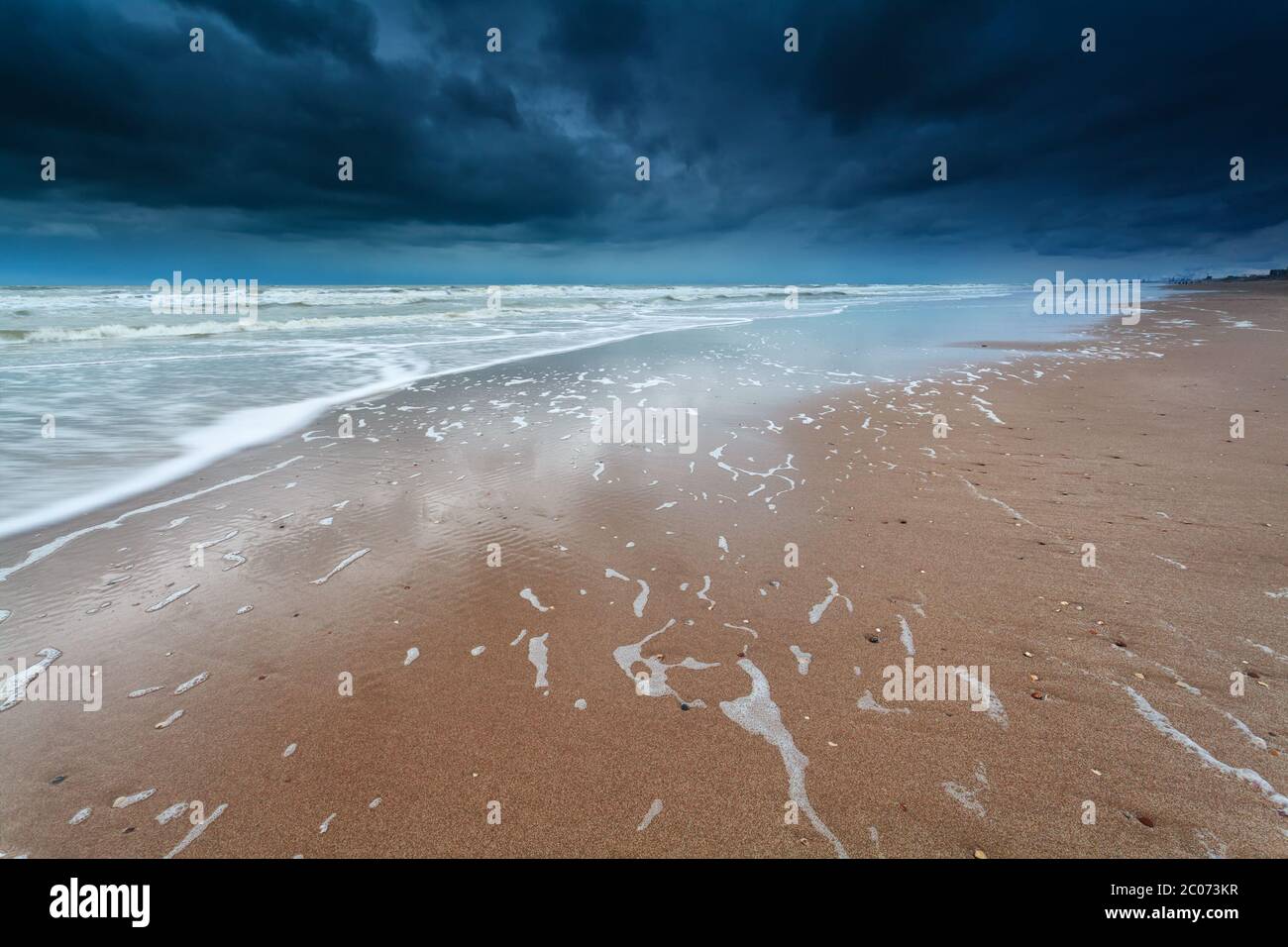 Tempesta sulla costa del mare del Nord Foto Stock