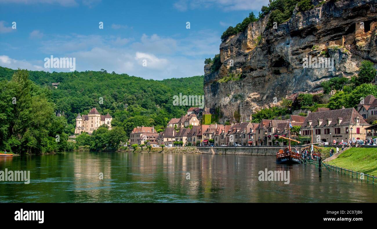 Fiume Dordogne, La Roque Gageac, Dordogne, Perigord Noir, Aquitania, in Francia, in Europa Foto Stock