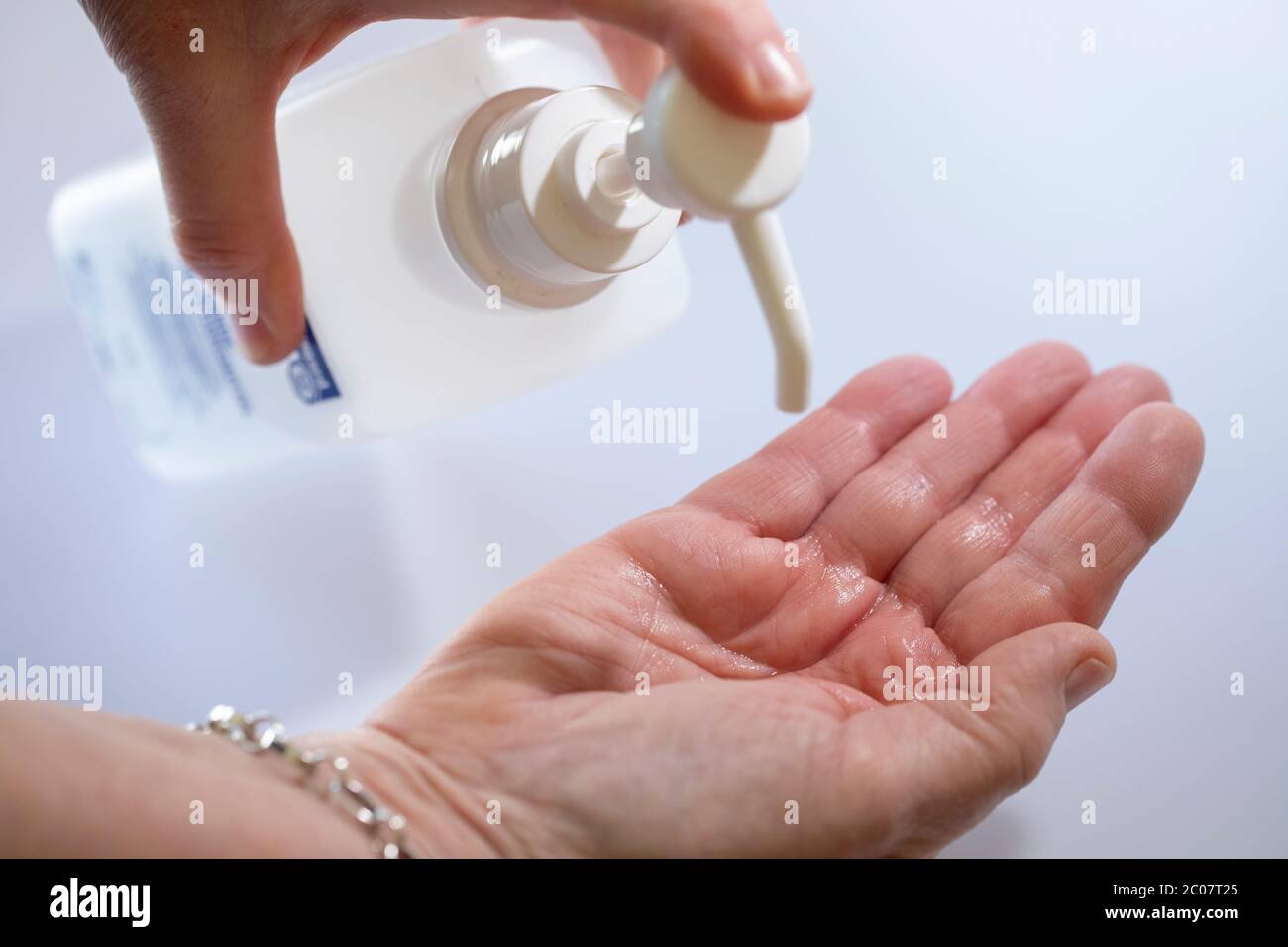 Igiene zur Bekämpfung des Coronavirus. Köln, 14.03.2020 Foto Stock