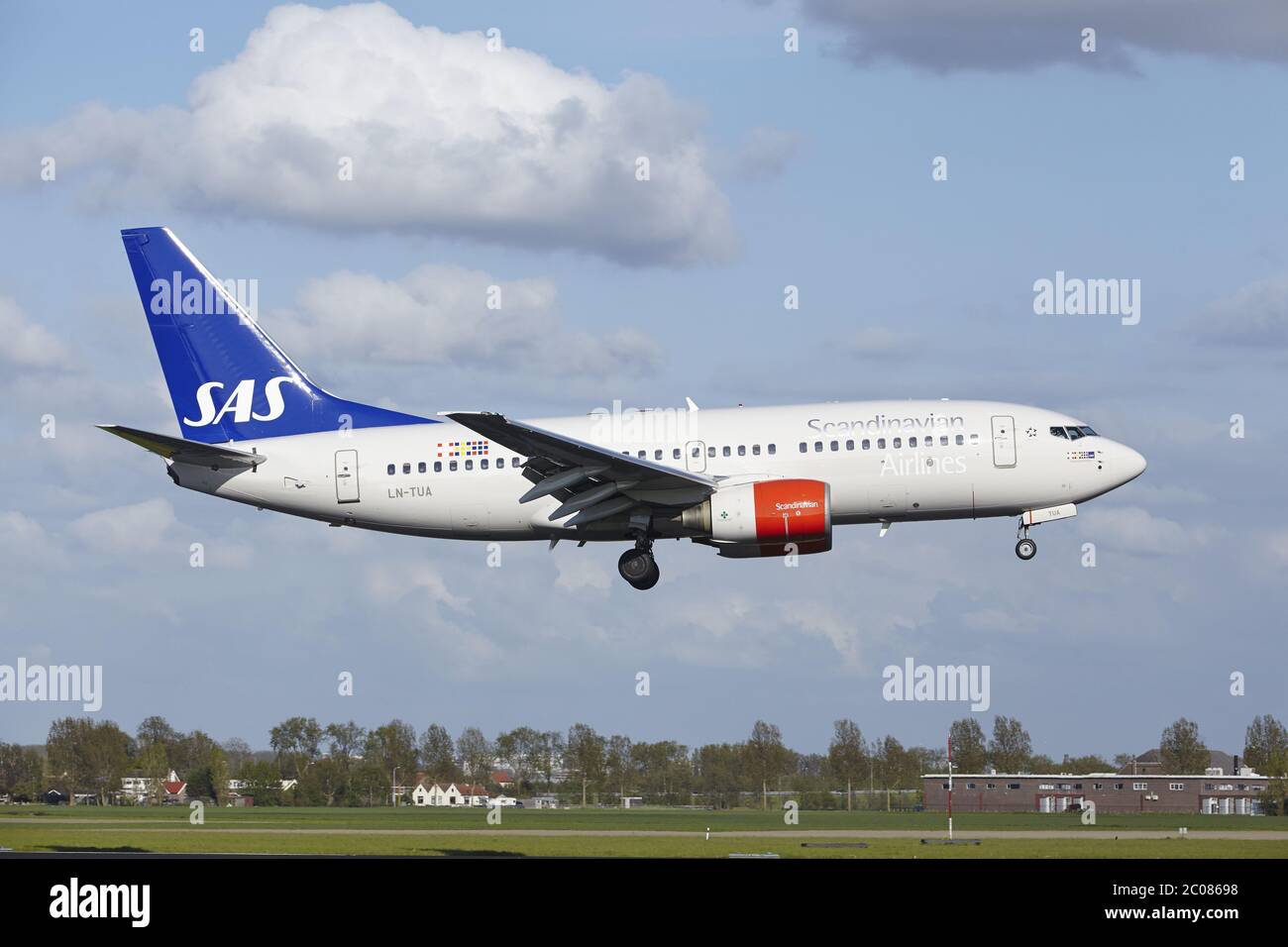 Aeroporto Schiphol di Amsterdam - SAS Boeing 737 atters Foto Stock