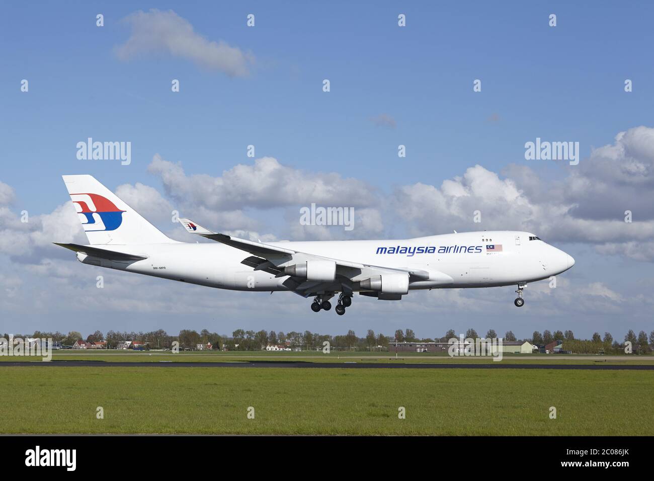 Aeroporto Schiphol di Amsterdam - Boeing 747 dalle terre di MAS-Cargo Foto Stock