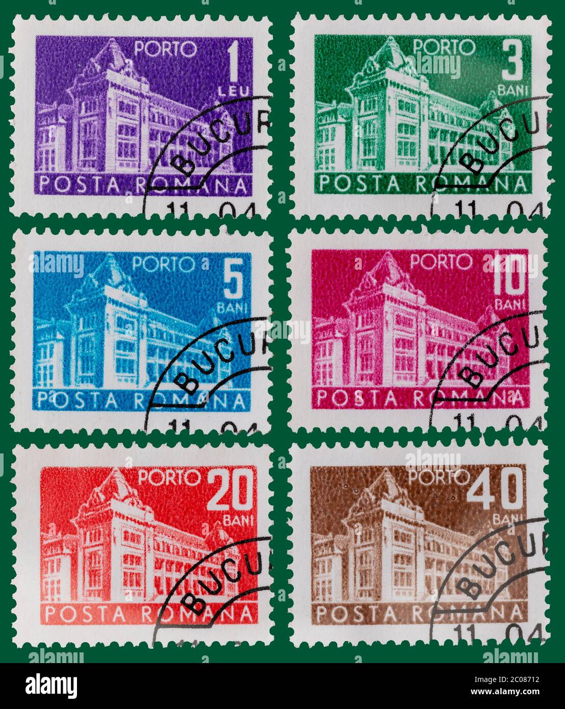 Set di sei romeni annullato francobollo circa 1967. Set multicolore con diversi valori facciali, il tutto con una foto dell'ufficio postale principale. Foto Stock