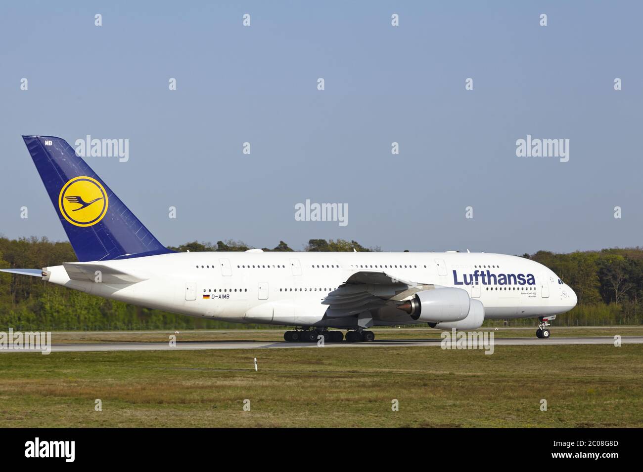 Aeroporto di Francoforte sul meno - decollo dell'Airbus A380 di Lufthansa Foto Stock