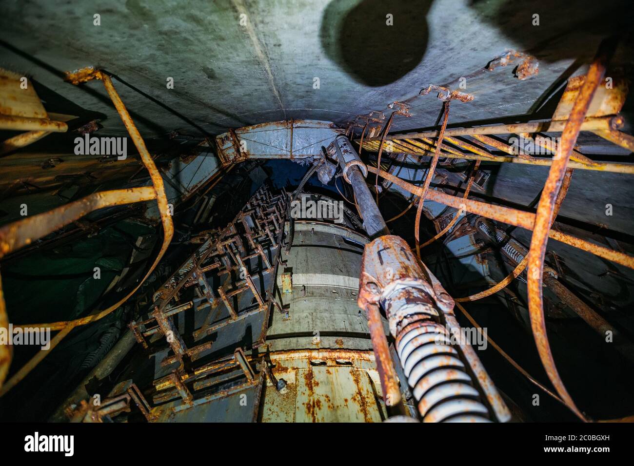 Abbandonato missile unificato comando sotterraneo tipo di miniera post. Foto Stock