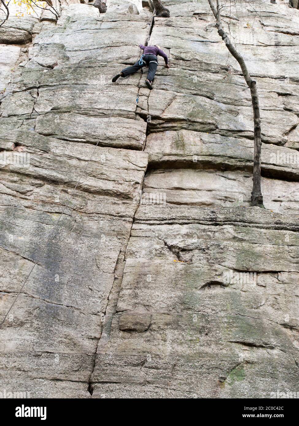 Arrampicata su roccia a New Paltz, NY Foto Stock