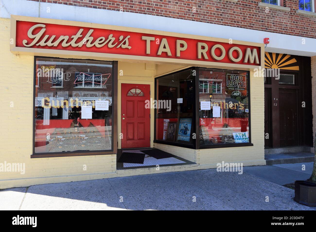 Bar Village di Northport Long Island New York Foto Stock