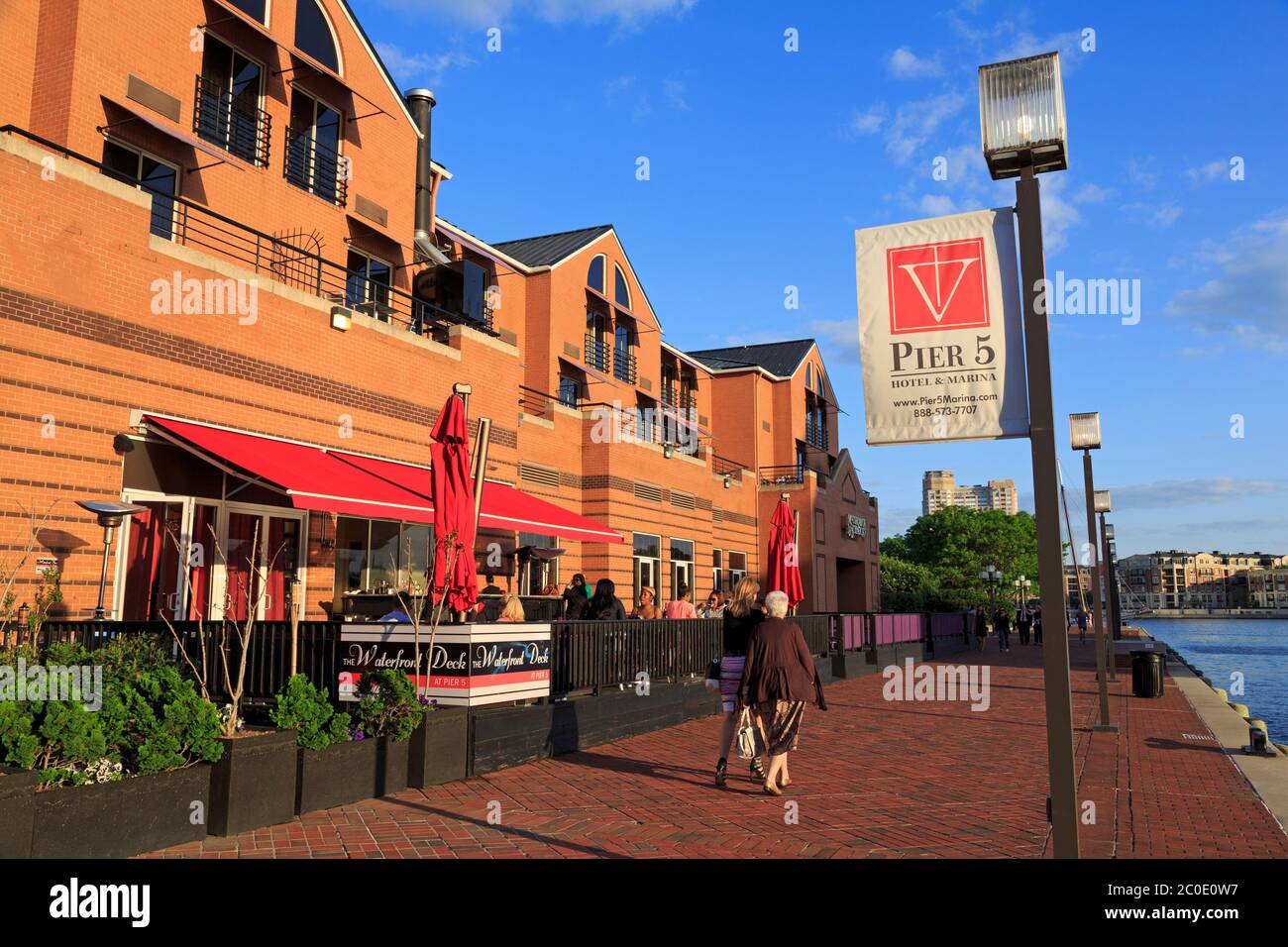 Pier 5 Hotel & Marina, Inner Harbor, Baltimora, Maryland, Stati Uniti Foto Stock