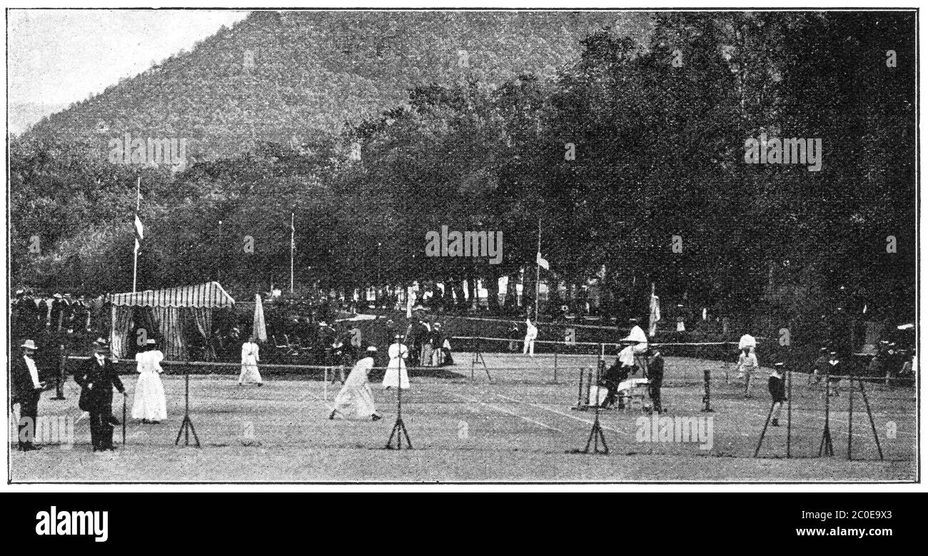 Tennis in prato. Illustrazione del 19 ° secolo. Sfondo bianco. Foto Stock
