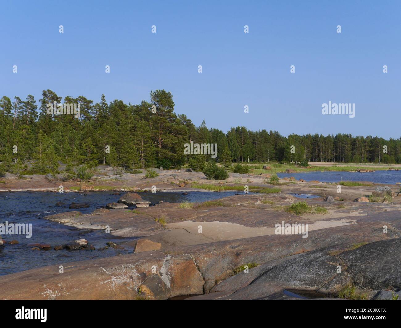 paesaggio costiero in finlandia Foto Stock