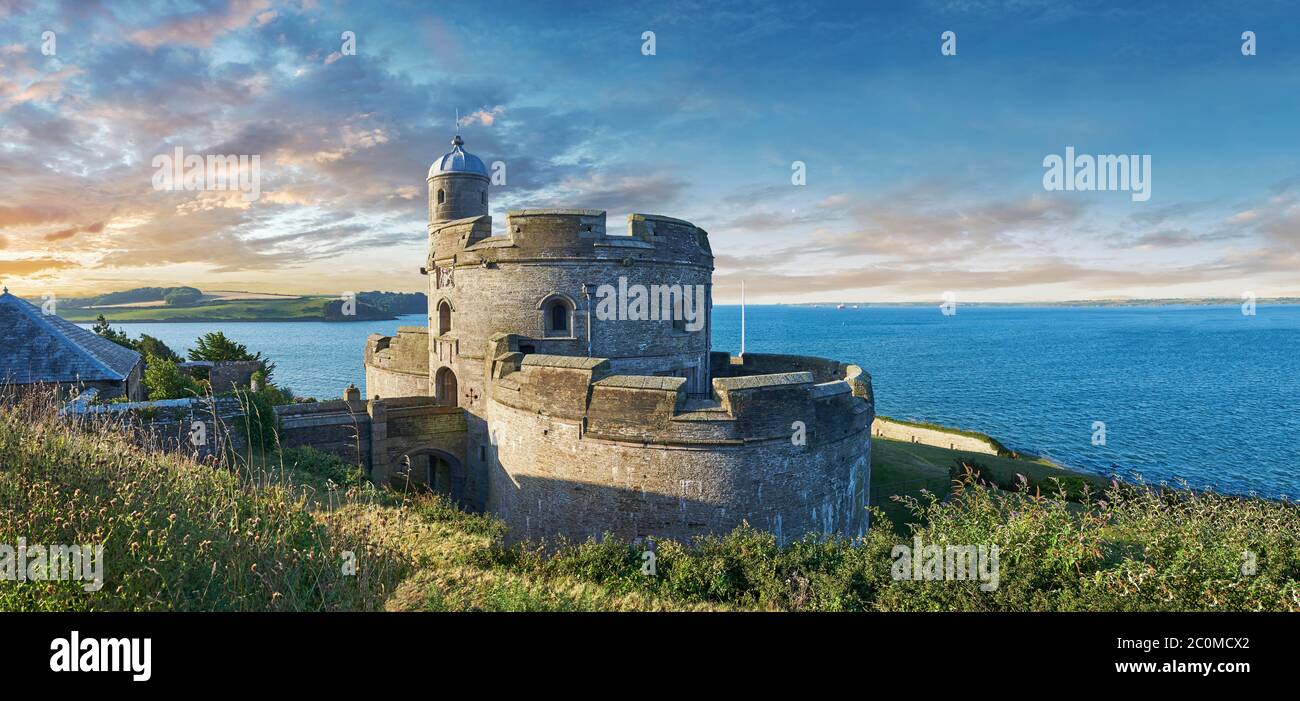 St Mawes Castel difensivo costiero Tudor fortezze (1540) costruita per il re Enrico VIII, Colchester, Inghilterra Foto Stock