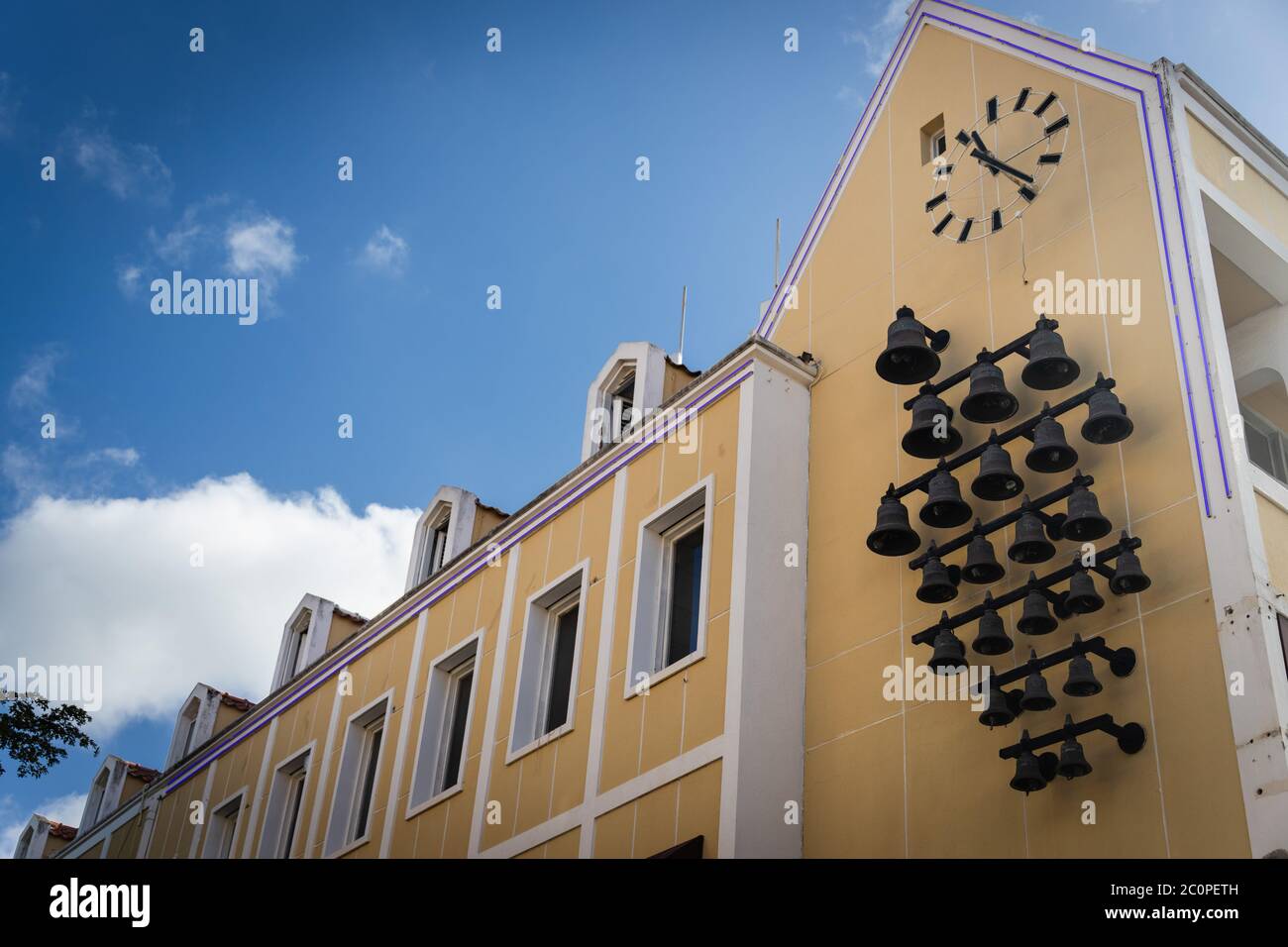 Gomez Plaza 23 orologio carillon campana a Willemstad, Curacao Foto Stock