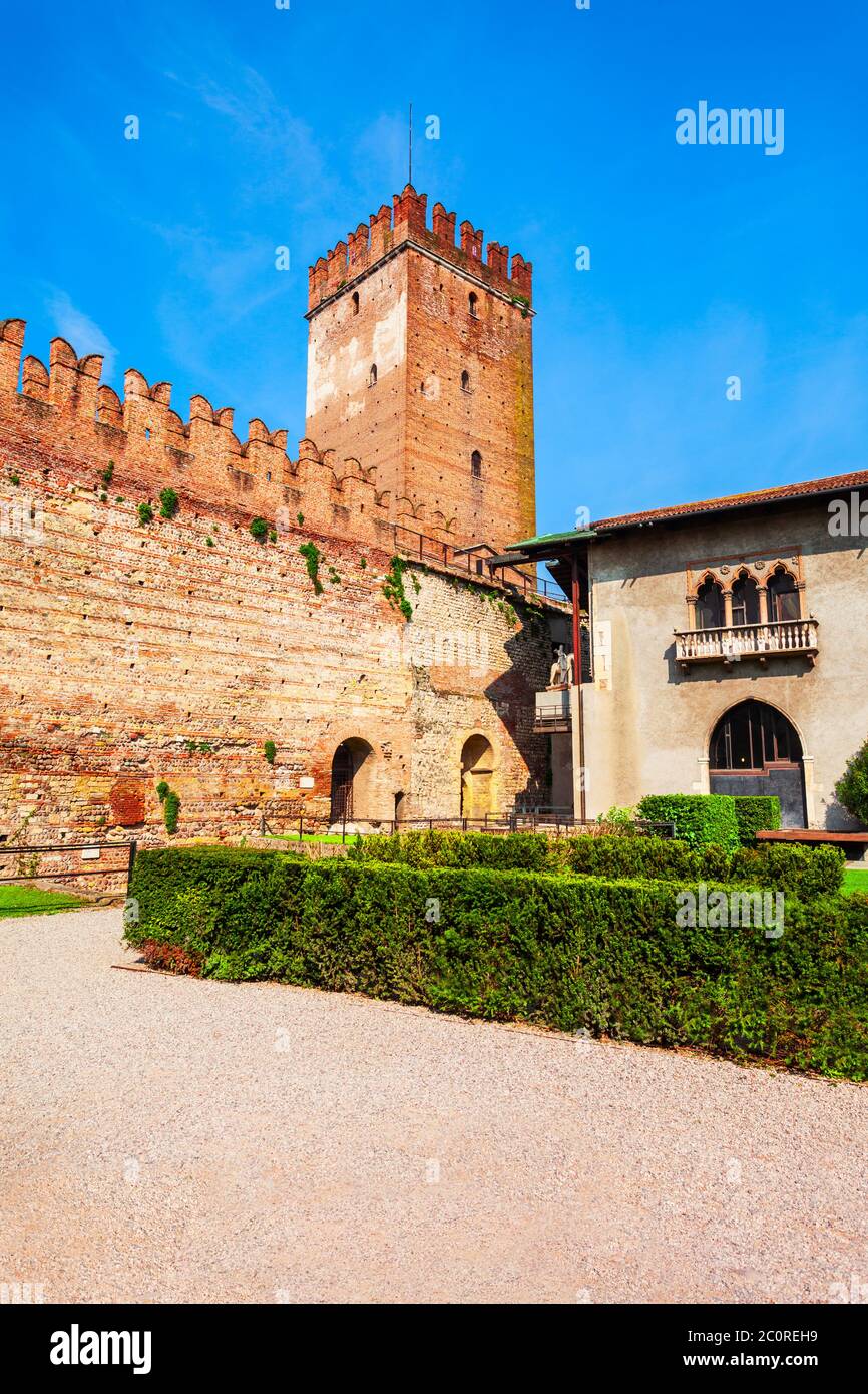 Castelvecchio o vecchio castello si trova a Verona, della Regione del Veneto in Italia Foto Stock