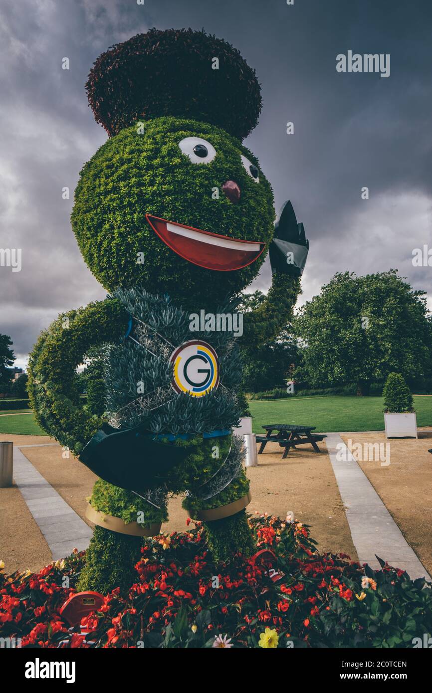Clyde, un uomo di thistle, la mascotte ufficiale dei Giochi del Commonwealth di Glasgow 2014 Foto Stock