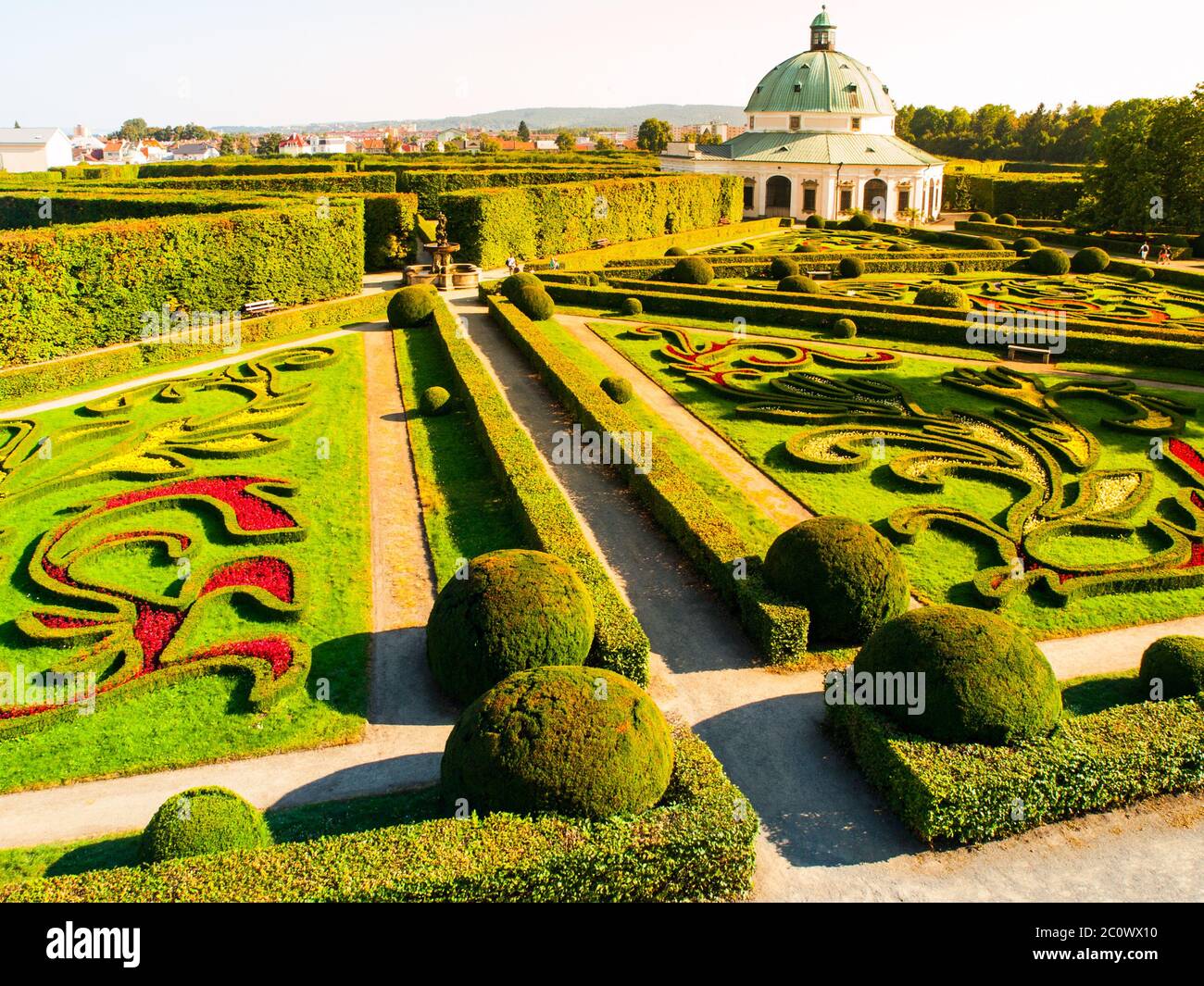 Giardino dei fiori di Kromeriz con rotonda barocca, patrimonio culturale e naturale dell'UNESCO, Kromeriz, Repubblica Ceca Foto Stock