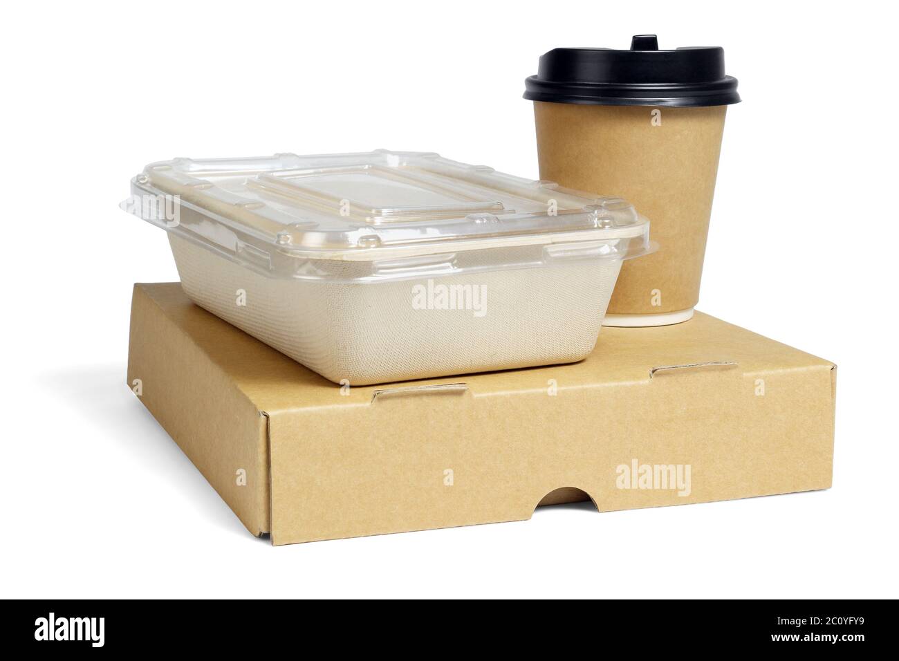 Tazze da caffè e scatole da cibo su sfondo bianco Foto Stock