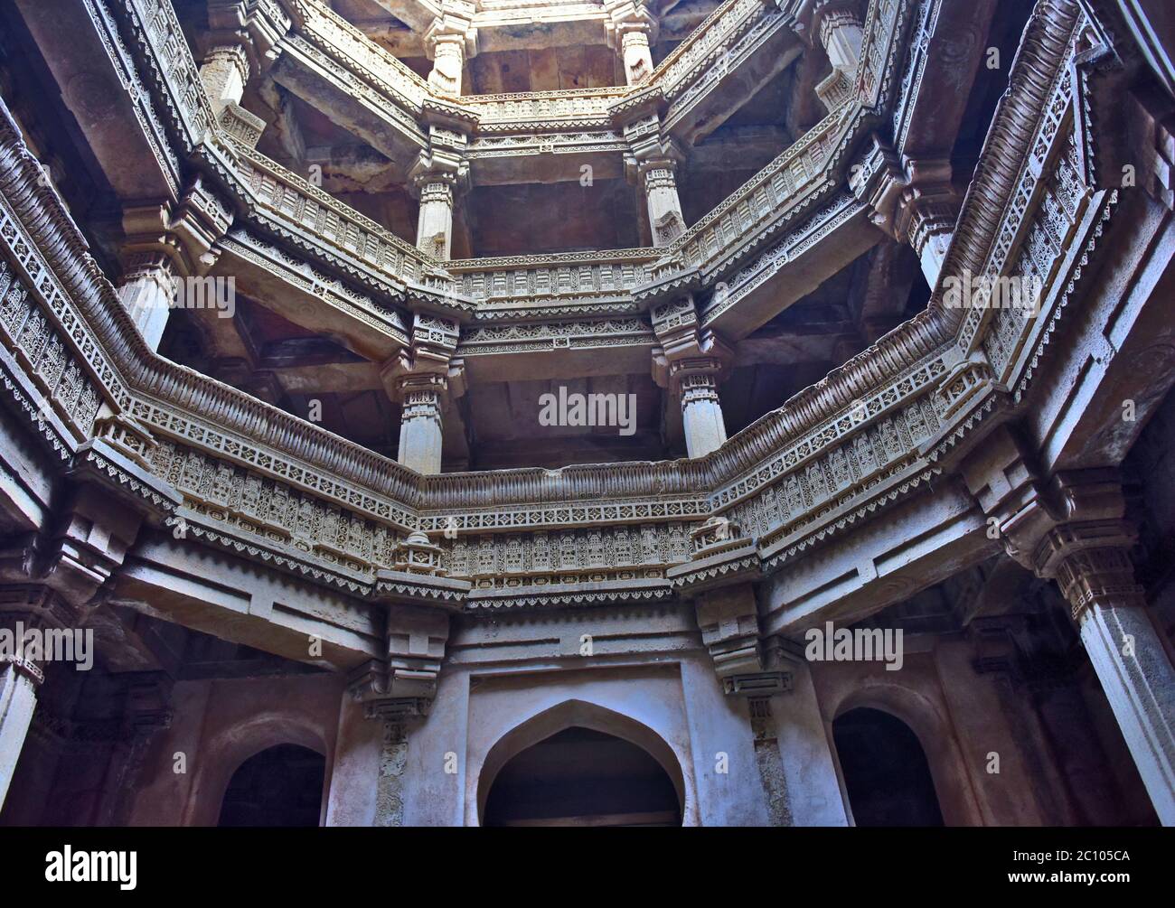 Pozzo a gradini Adalaj a Gujarat, India Foto Stock