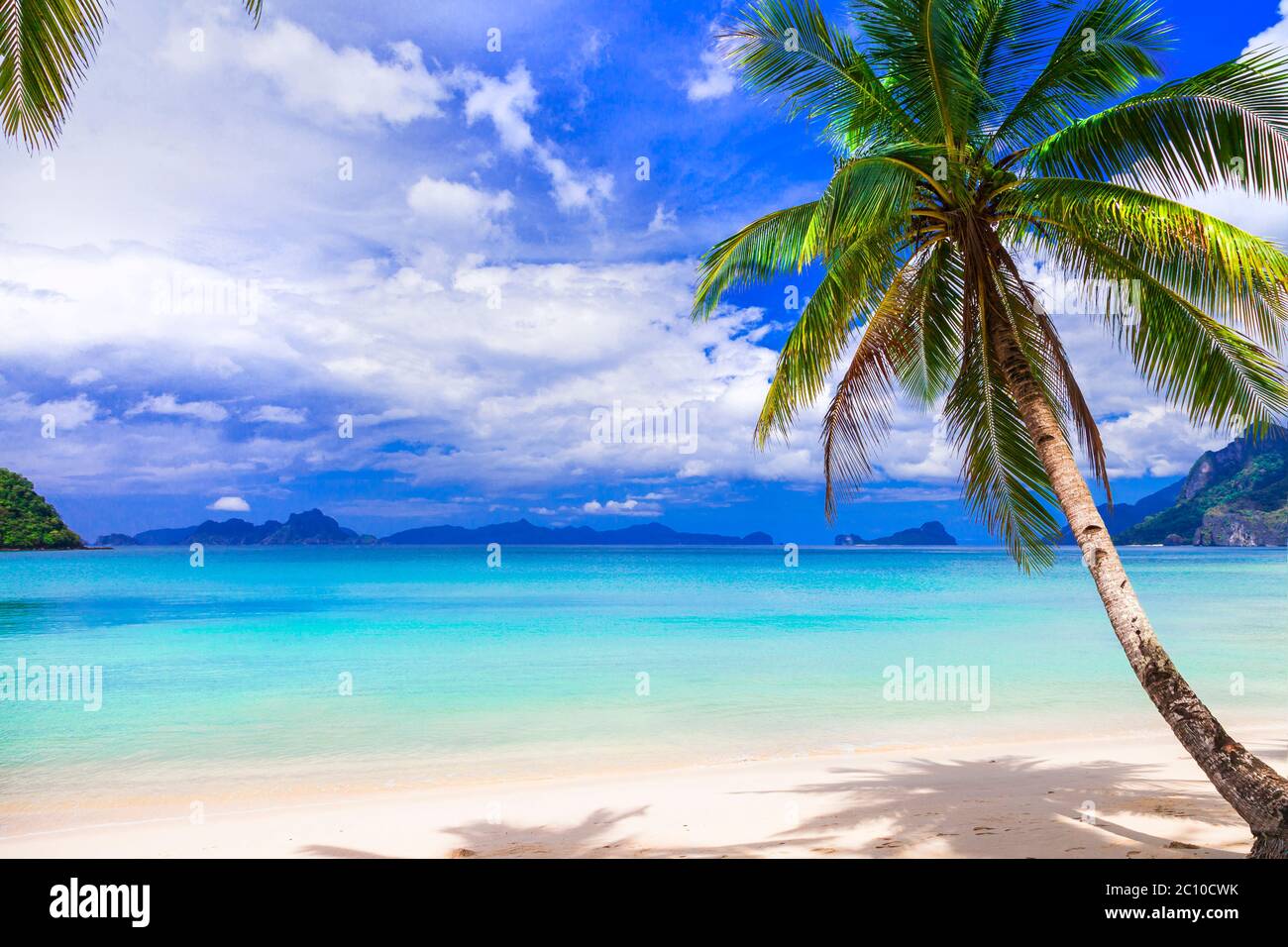 Meraviglioso paesaggio naturale idilliaco - spiaggia tropicale di El Nido. Isola di Palawan , Filippine Foto Stock