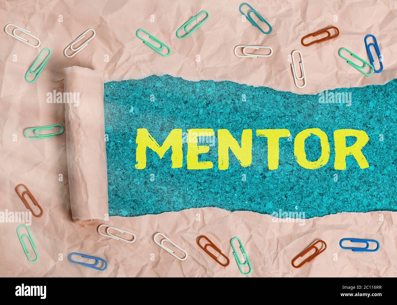 Guida alla scrittura a mano. Foto concettuale un individuo che si allena e guida qualcuno che ha il potenziale Foto Stock