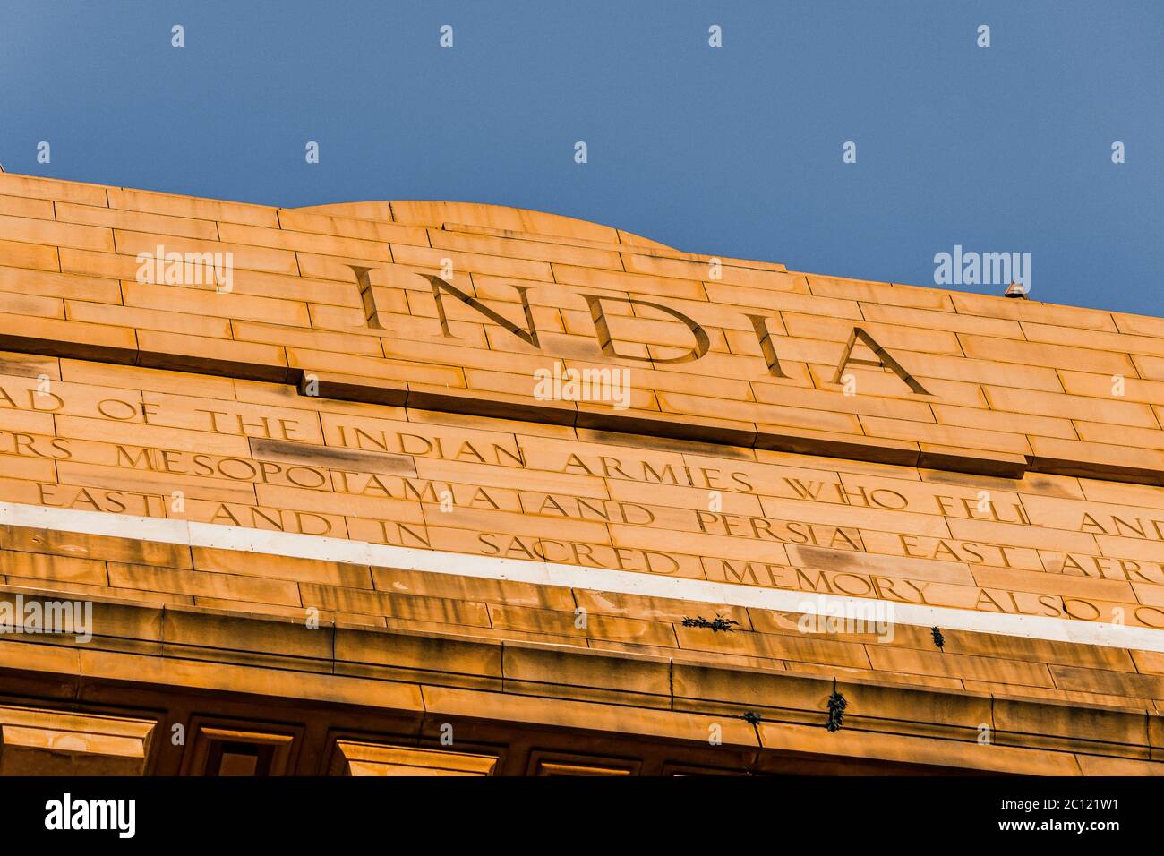 India Gate War Memorial situato a Nuova Delhi, India. India Gate è l'attrazione turistica più popolare da visitare a Nuova Delhi. Nuova Delhi è la capitale. Foto Stock