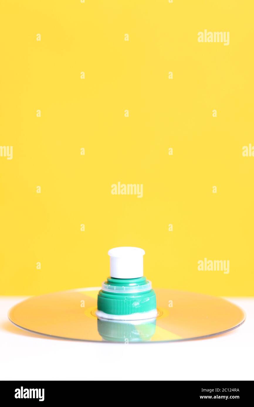 Science @ Home STELO Hovercraft fatto con bottiglia superiore incollato a CD DVD Foto Stock