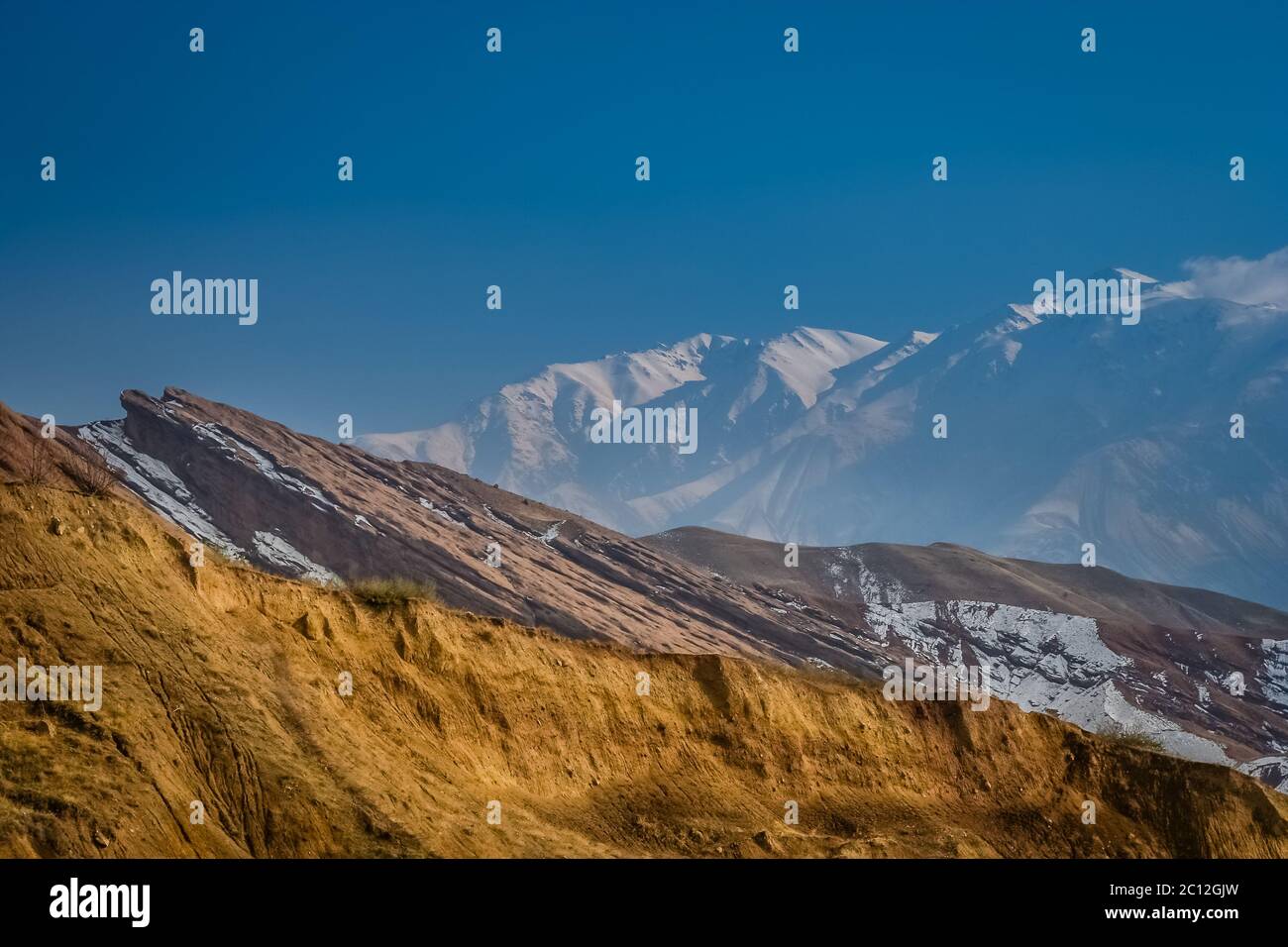 Vista delle bellissime montagne di Alamut Foto Stock