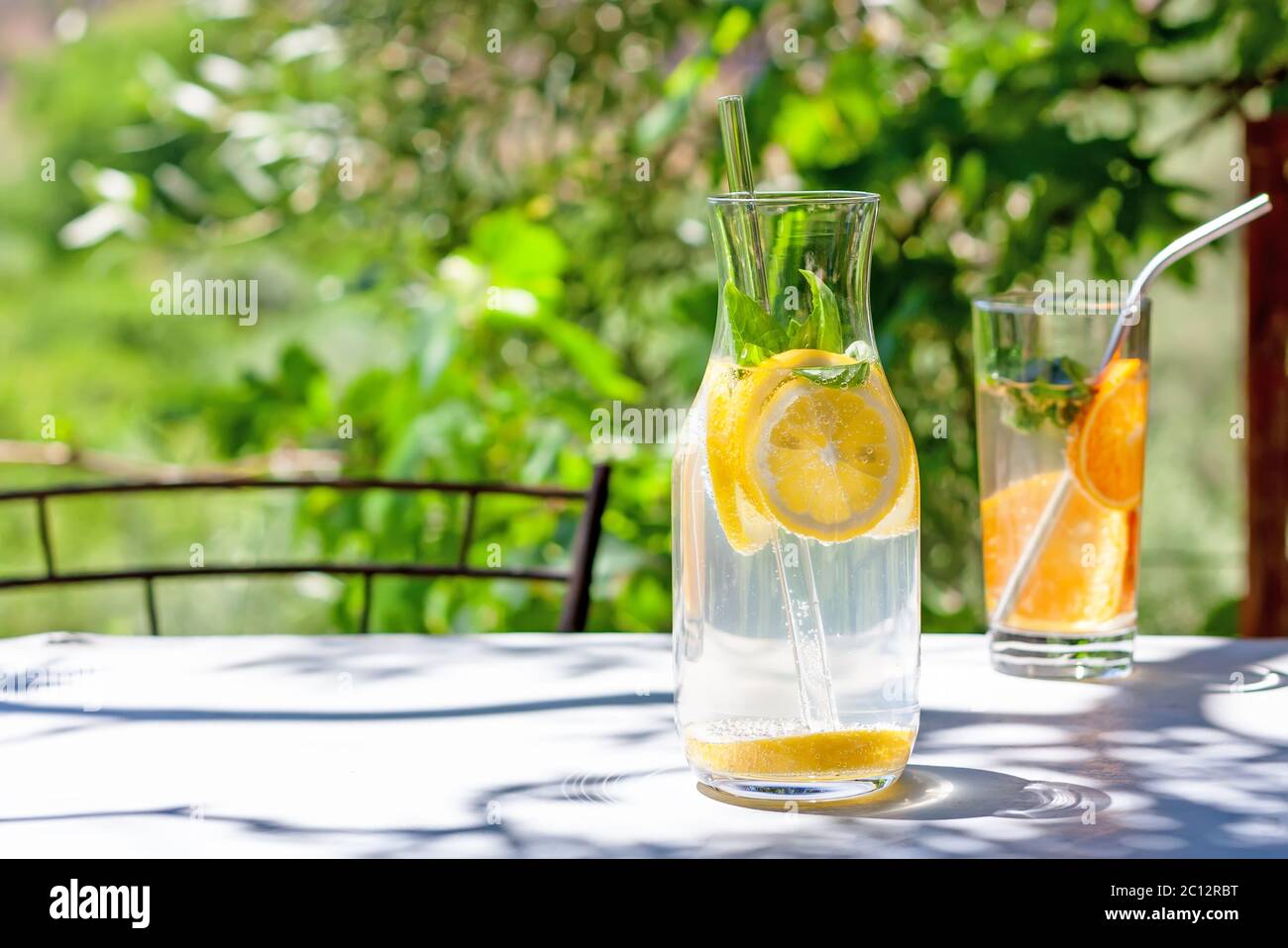 Caraffa d'acqua immagini e fotografie stock ad alta risoluzione - Pagina 8  - Alamy