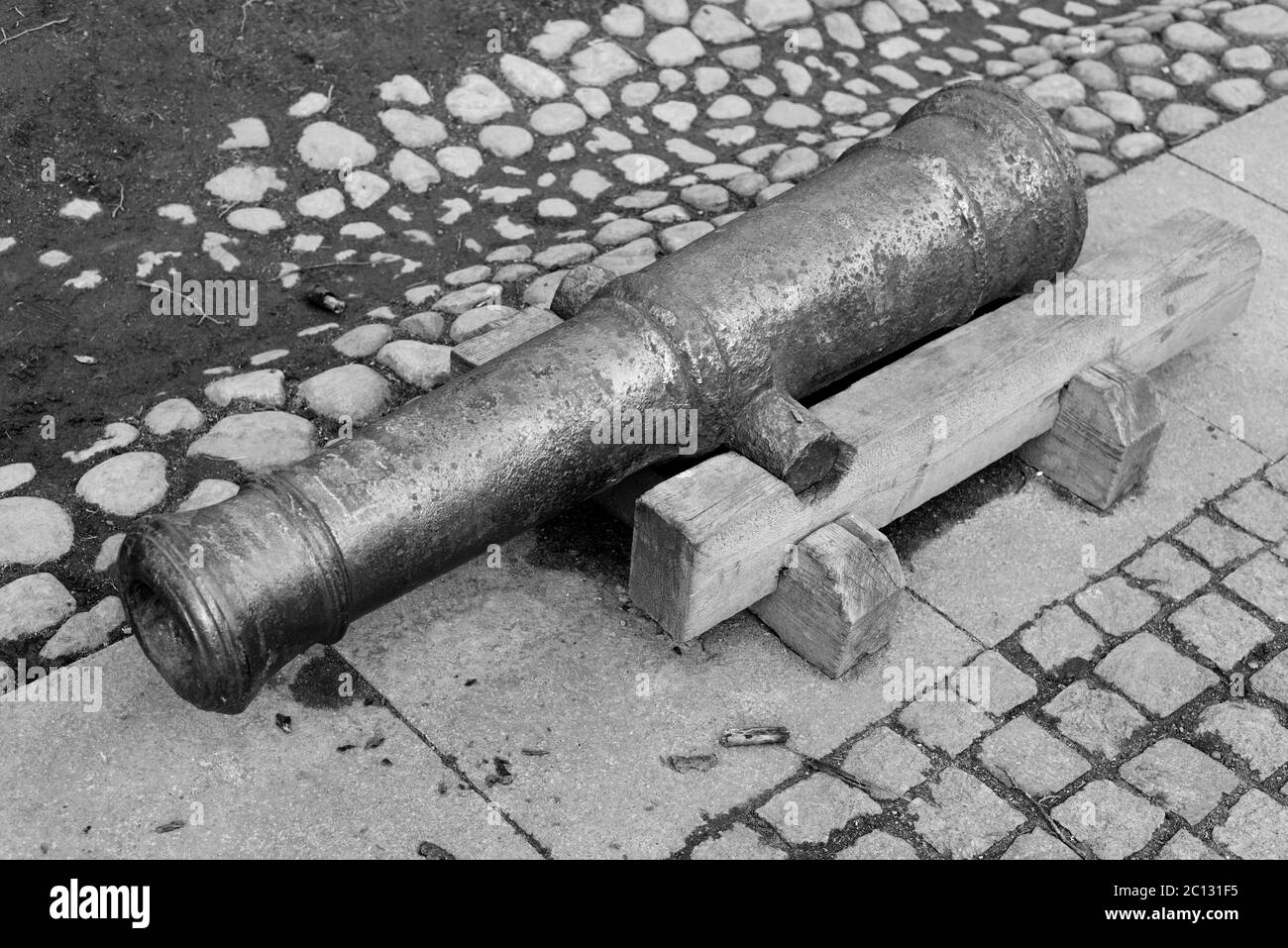 Vecchio cannone di artiglieria. Foto Stock