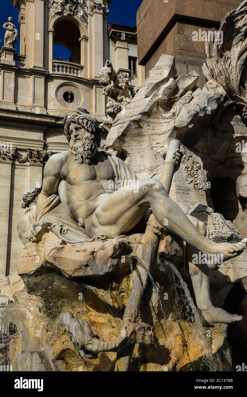 Le belle fontane di Piazza Navona a Roma Foto Stock