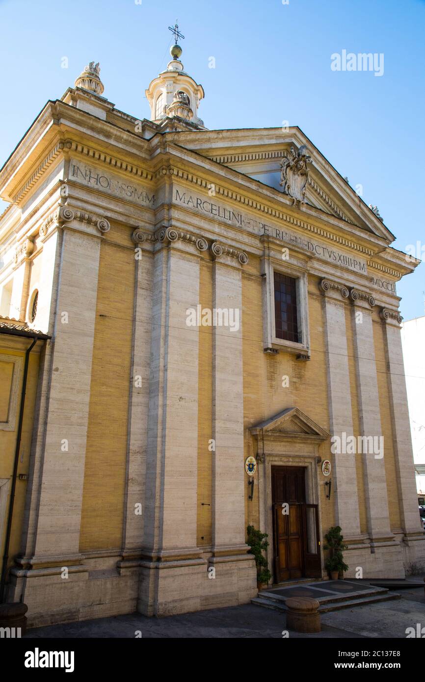 La vista laterale della Basilica di San Giovanni in Laterano, Roma, Italia Foto Stock